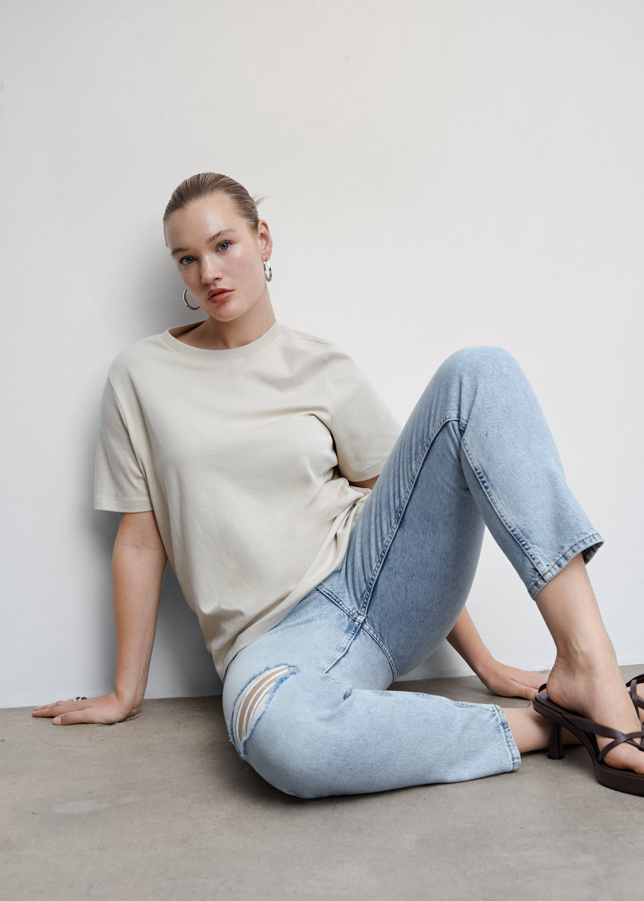 Mom high-waist jeans - Details of the article 4