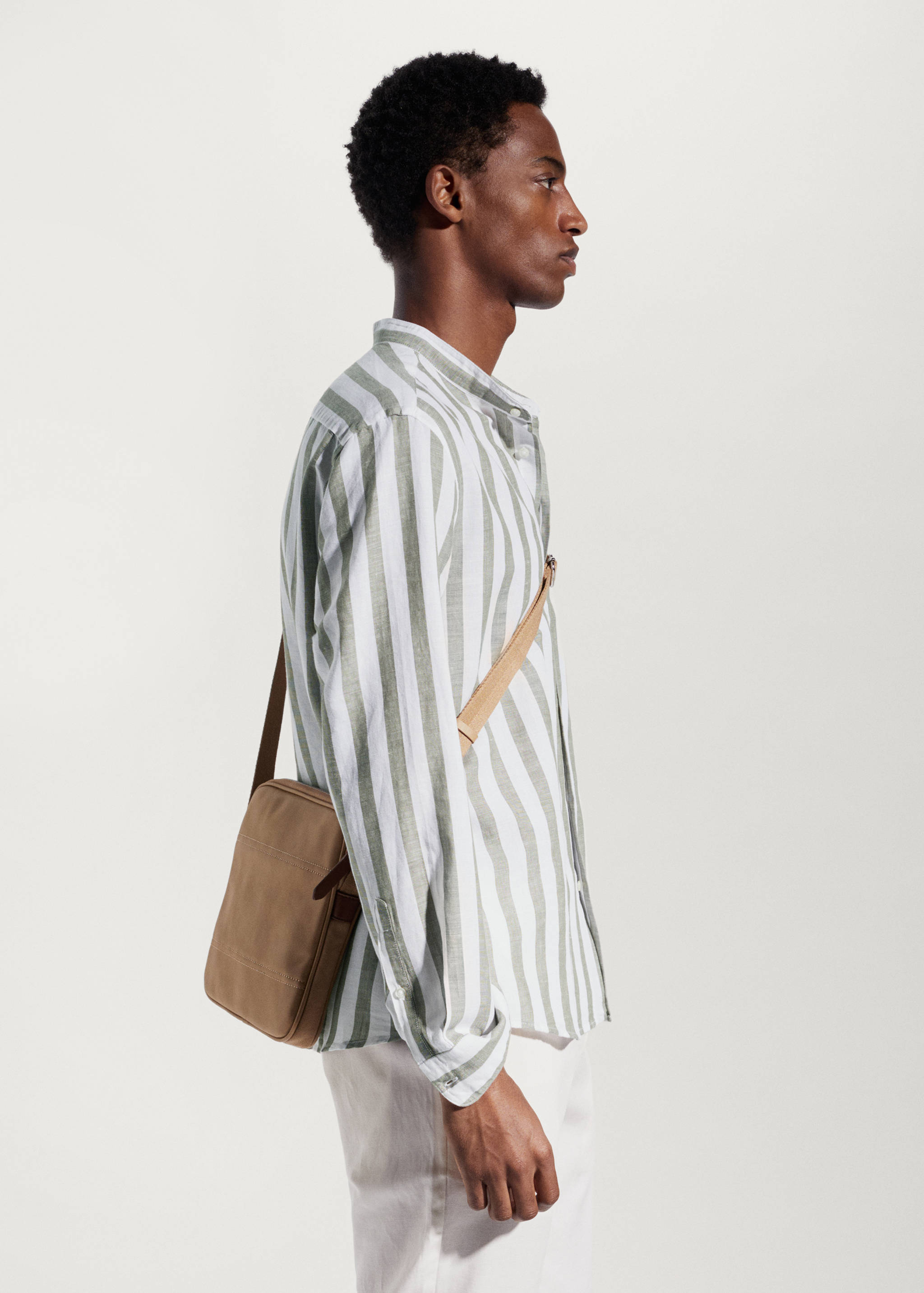 Lněná košile regular fit s proužky  - Detail zboží 2