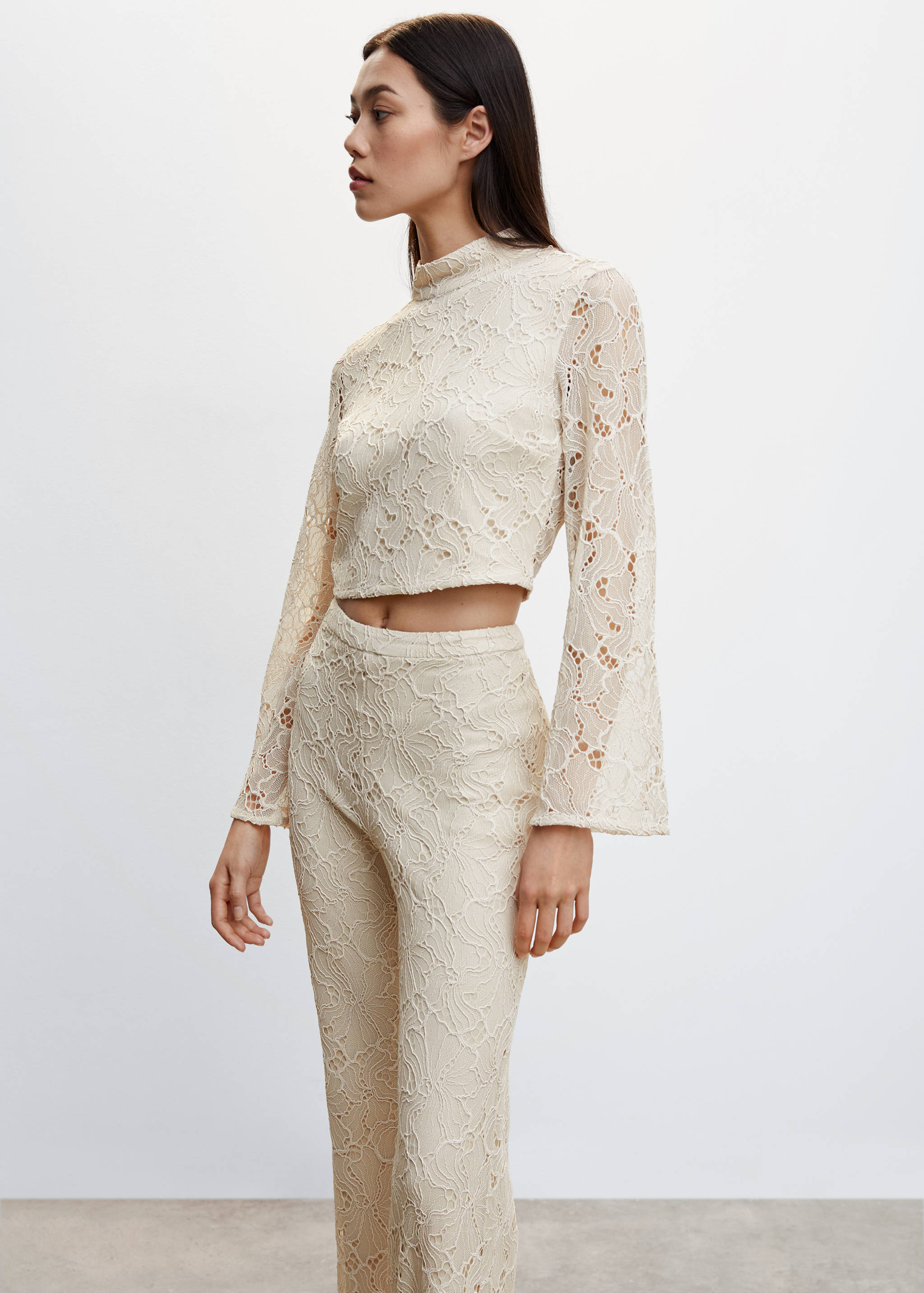 Open back lace top - Medium plane