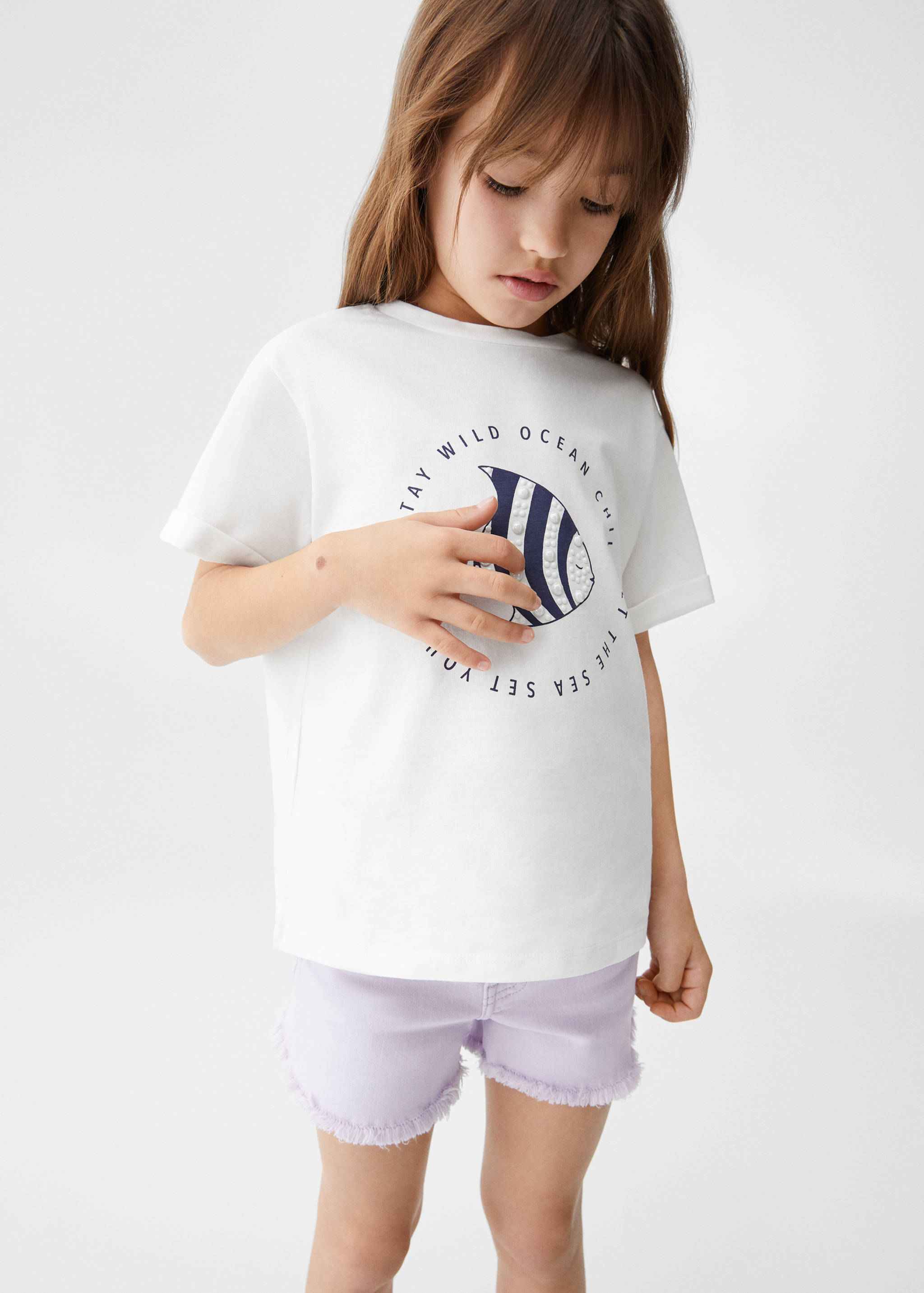 Mönstrad t-shirt relief - Bild av mittparti