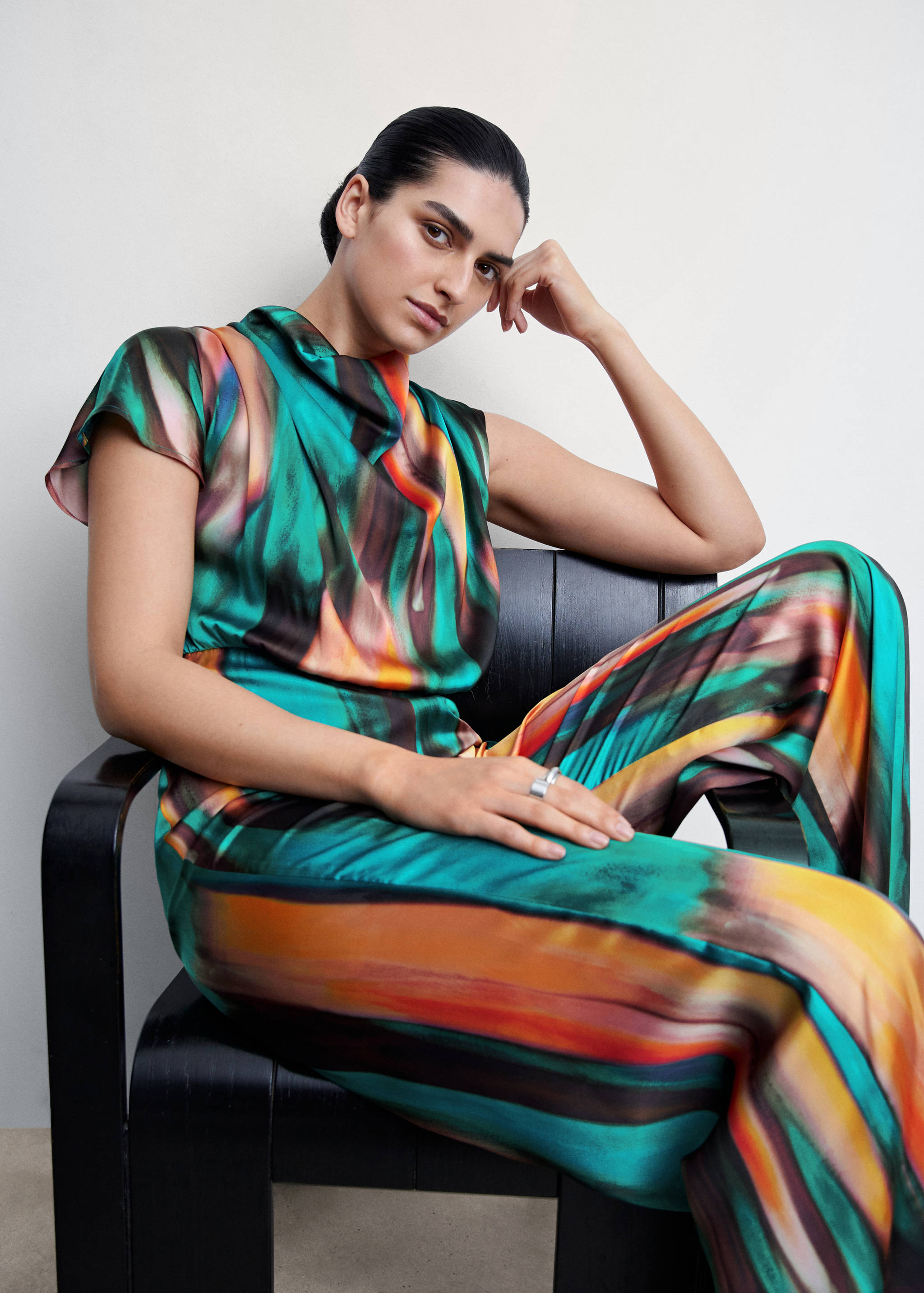 Abstract printed jumpsuit - Details of the article 2