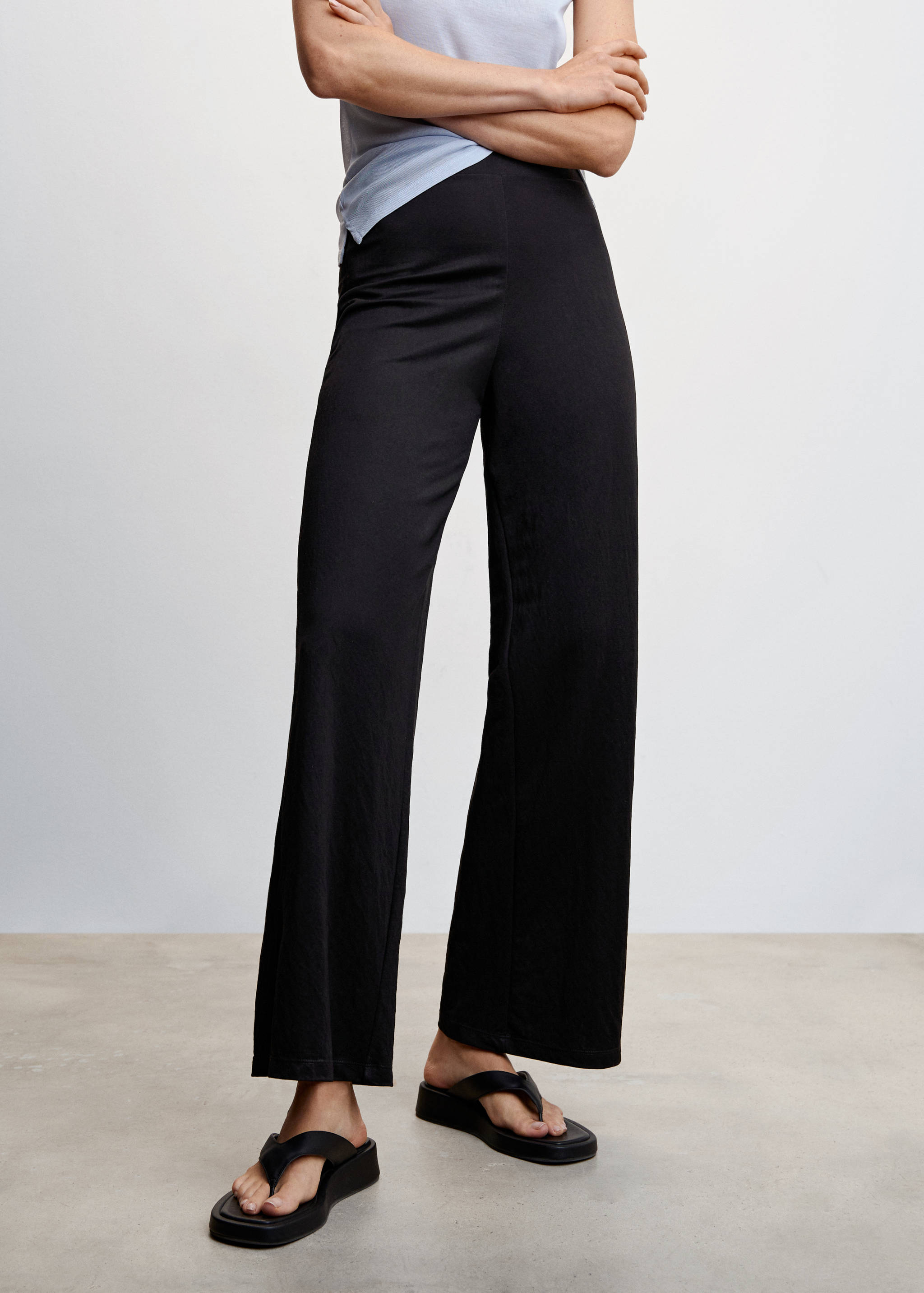 Straight trousers with openings - Medium plane