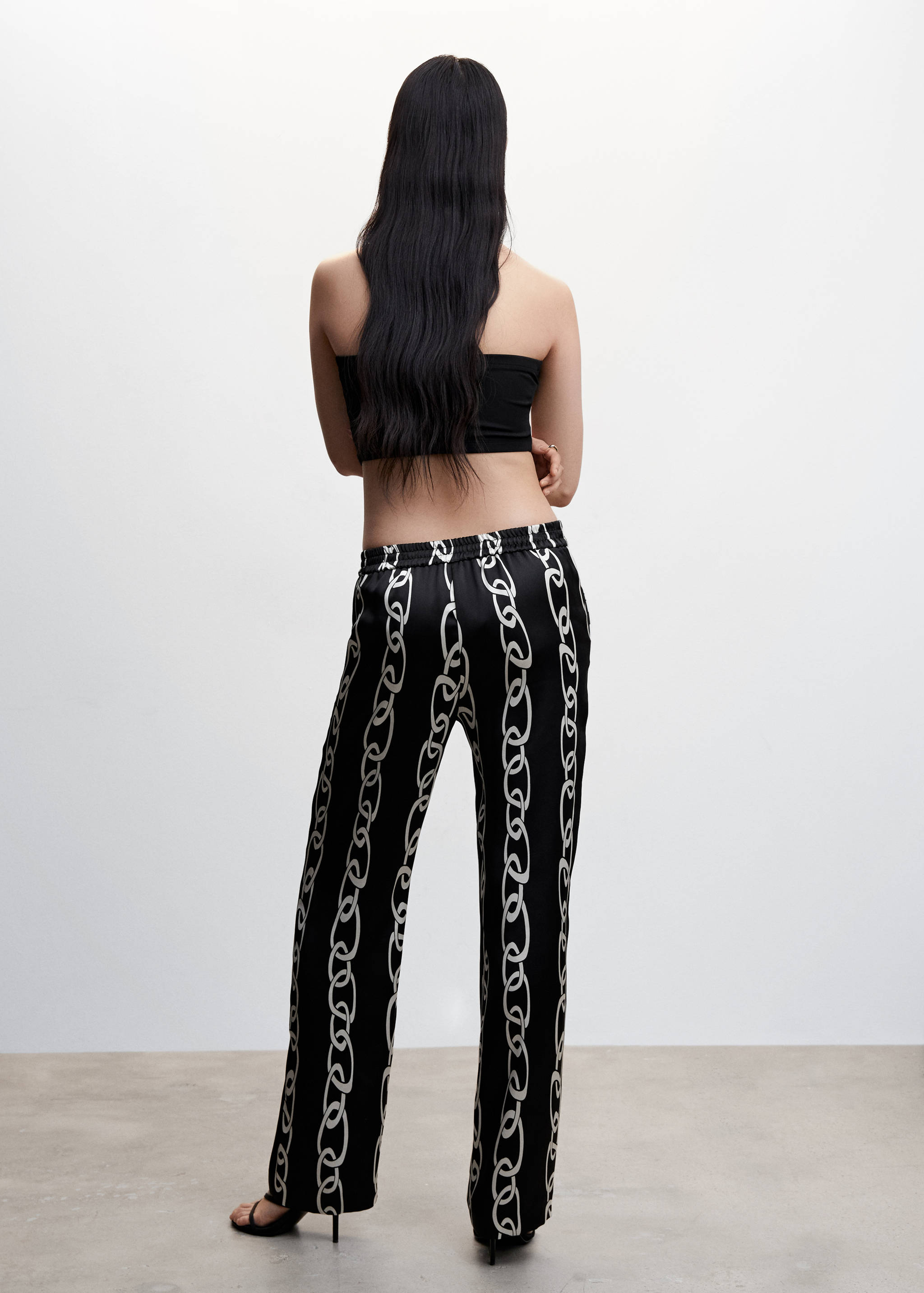 Chain print trousers - Reverse of the article