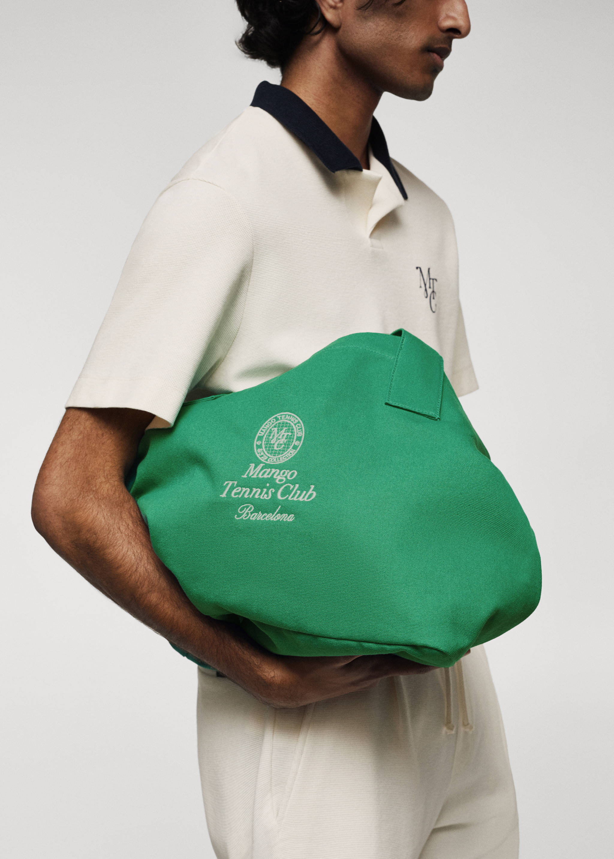 Embroidered tote bag - Details of the article 9