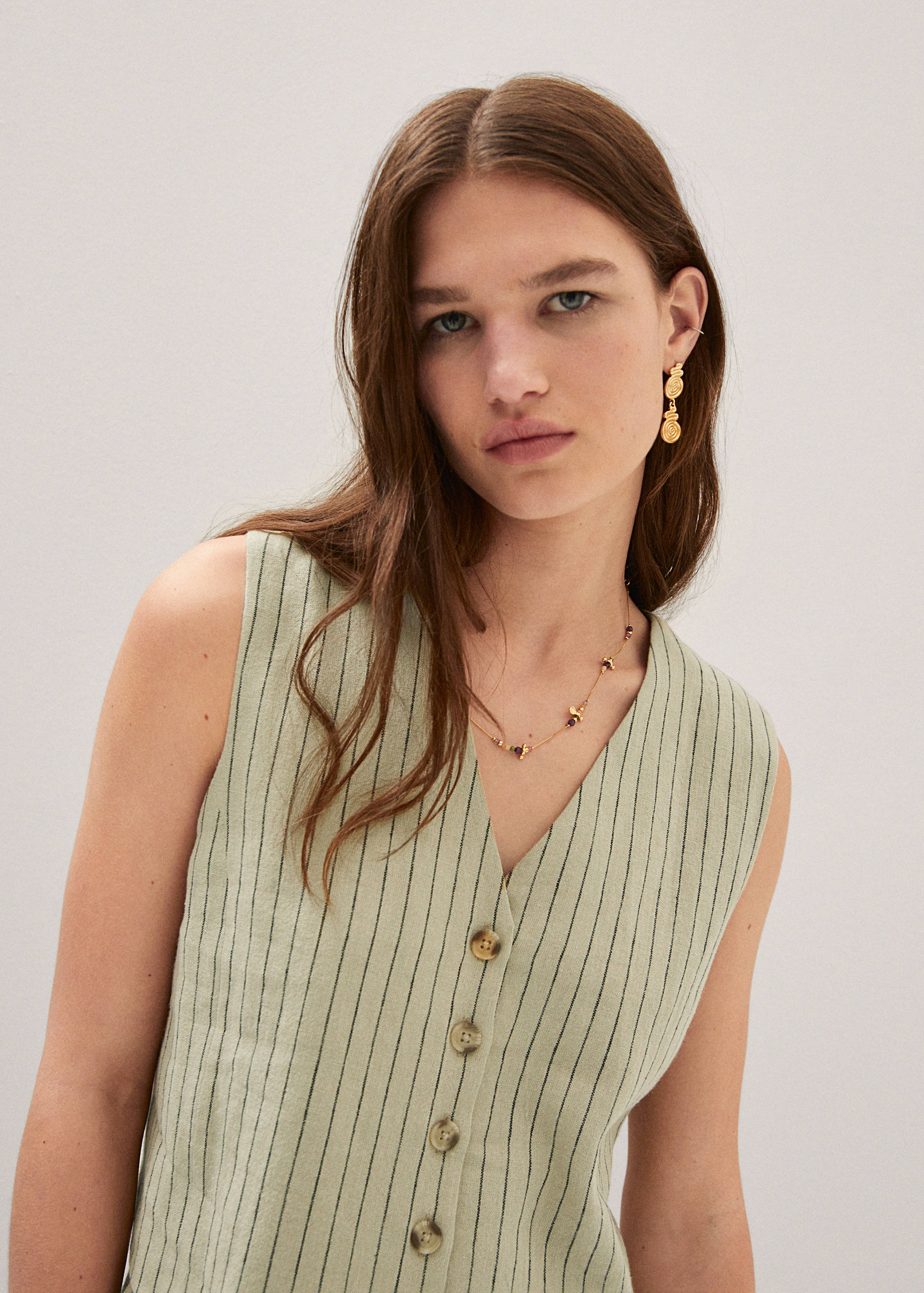 Pinstriped linen waistcoat - Details of the article 1