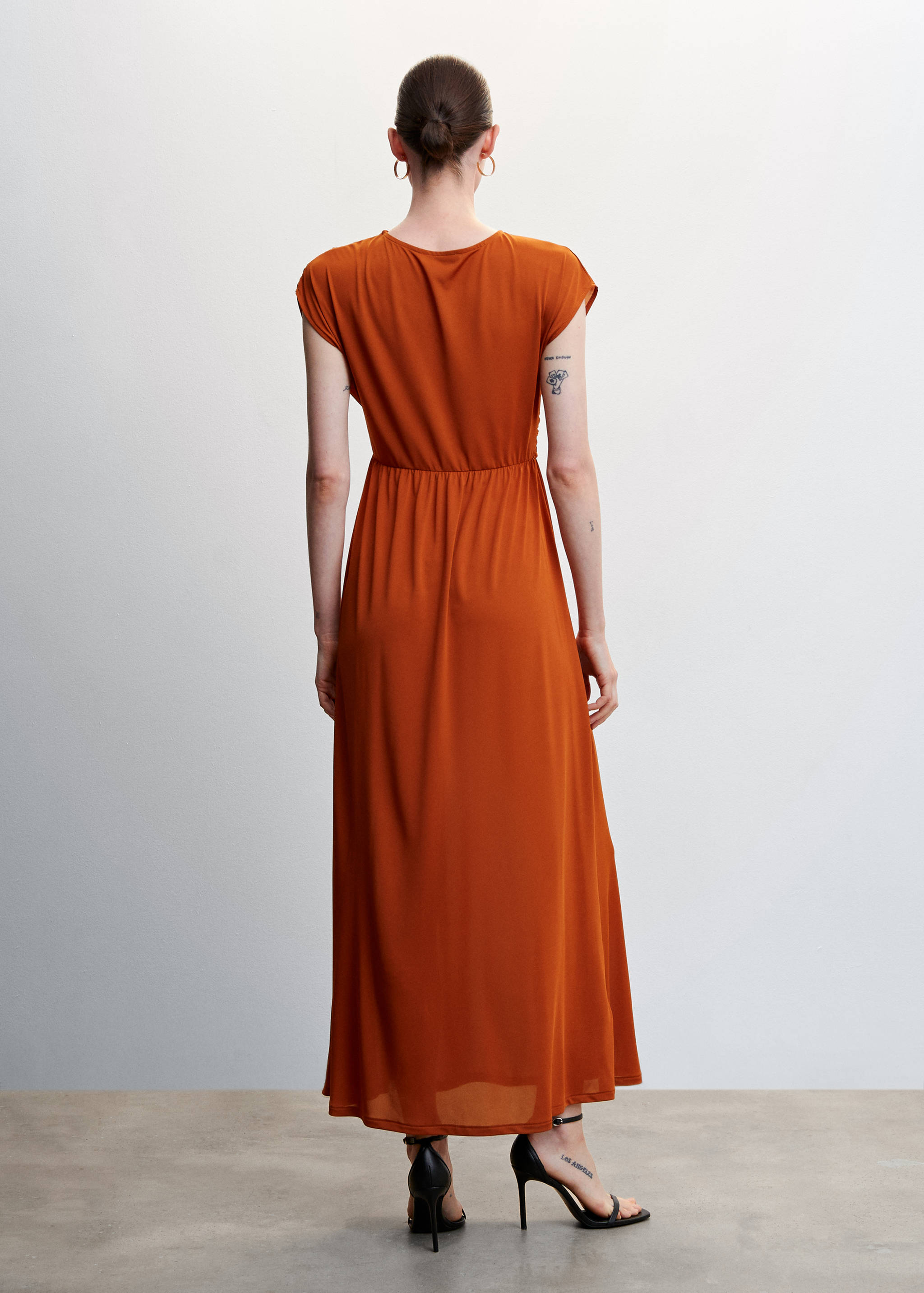 Draped detail dress - Reverse of the article