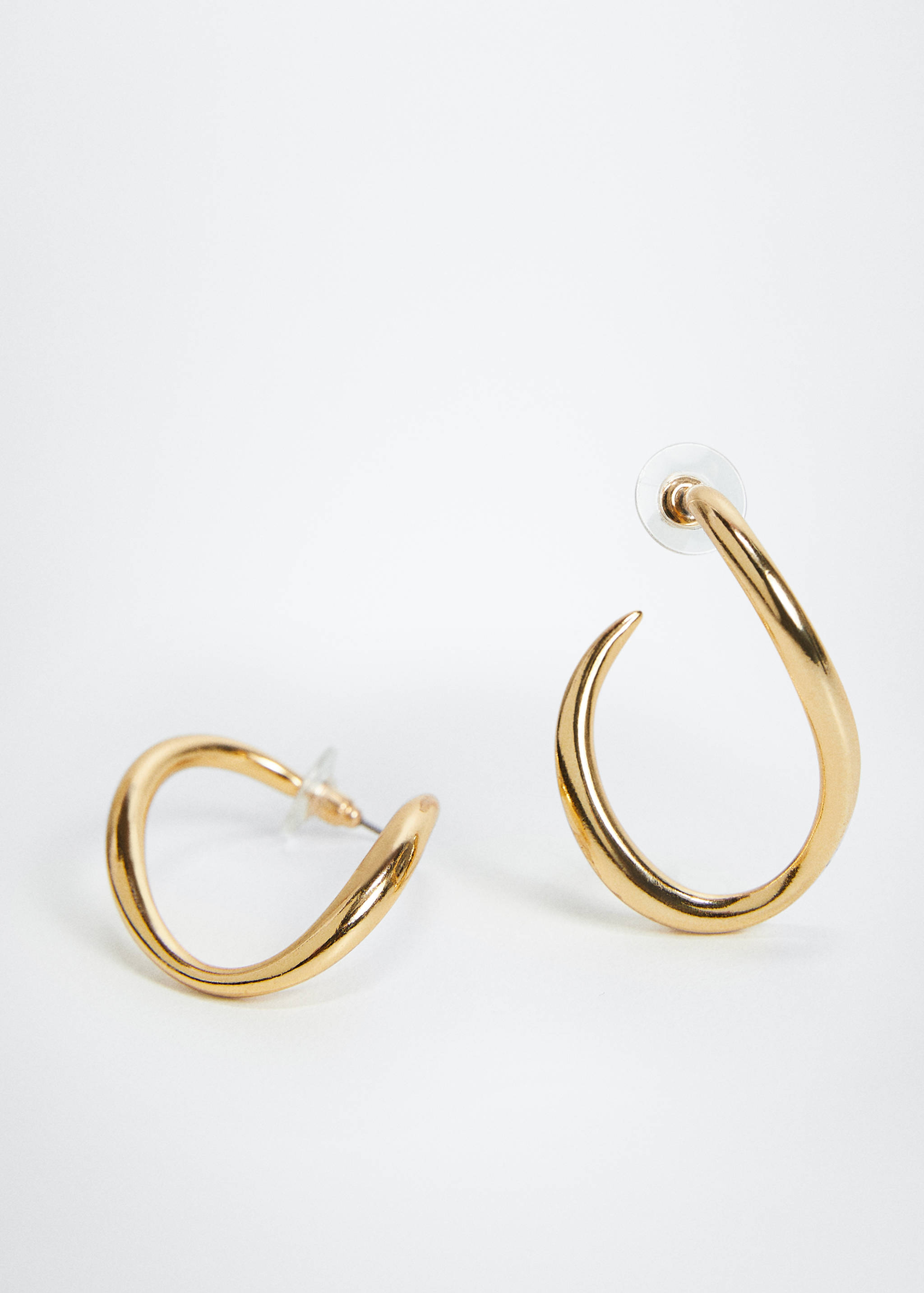 Twisted hoop earrings - Details of the article 2