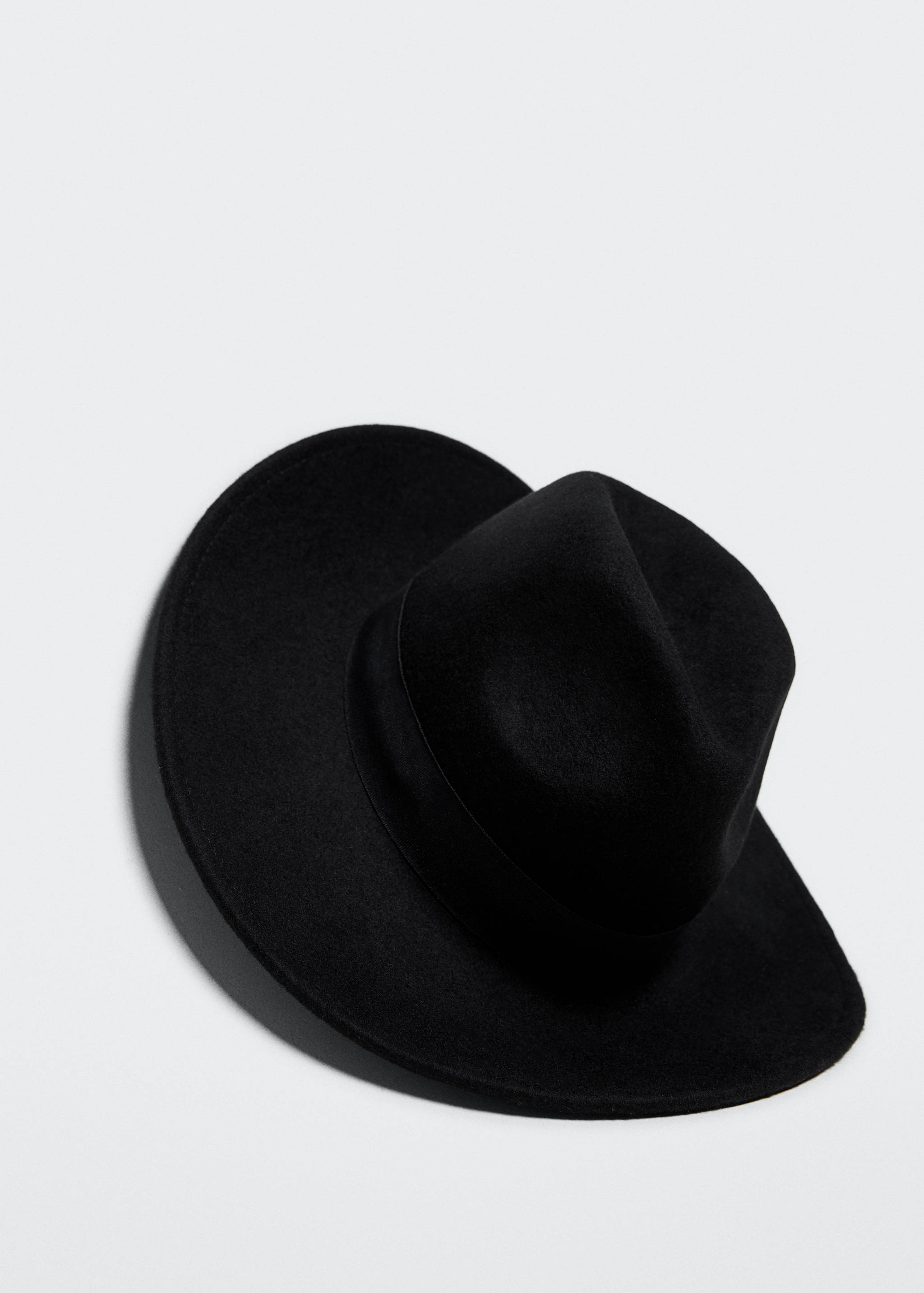 100% wool hat - Details of the article 2