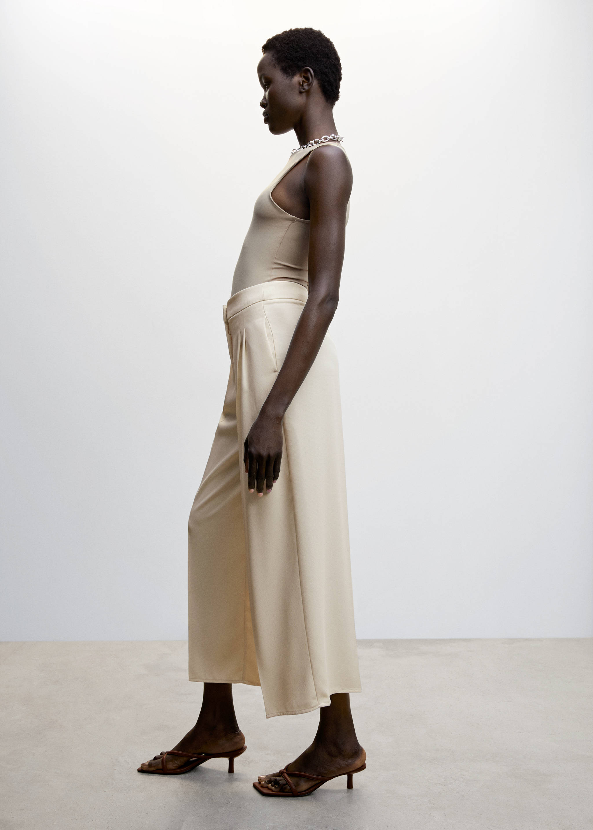 Wideleg pleated pants - Details of the article 6