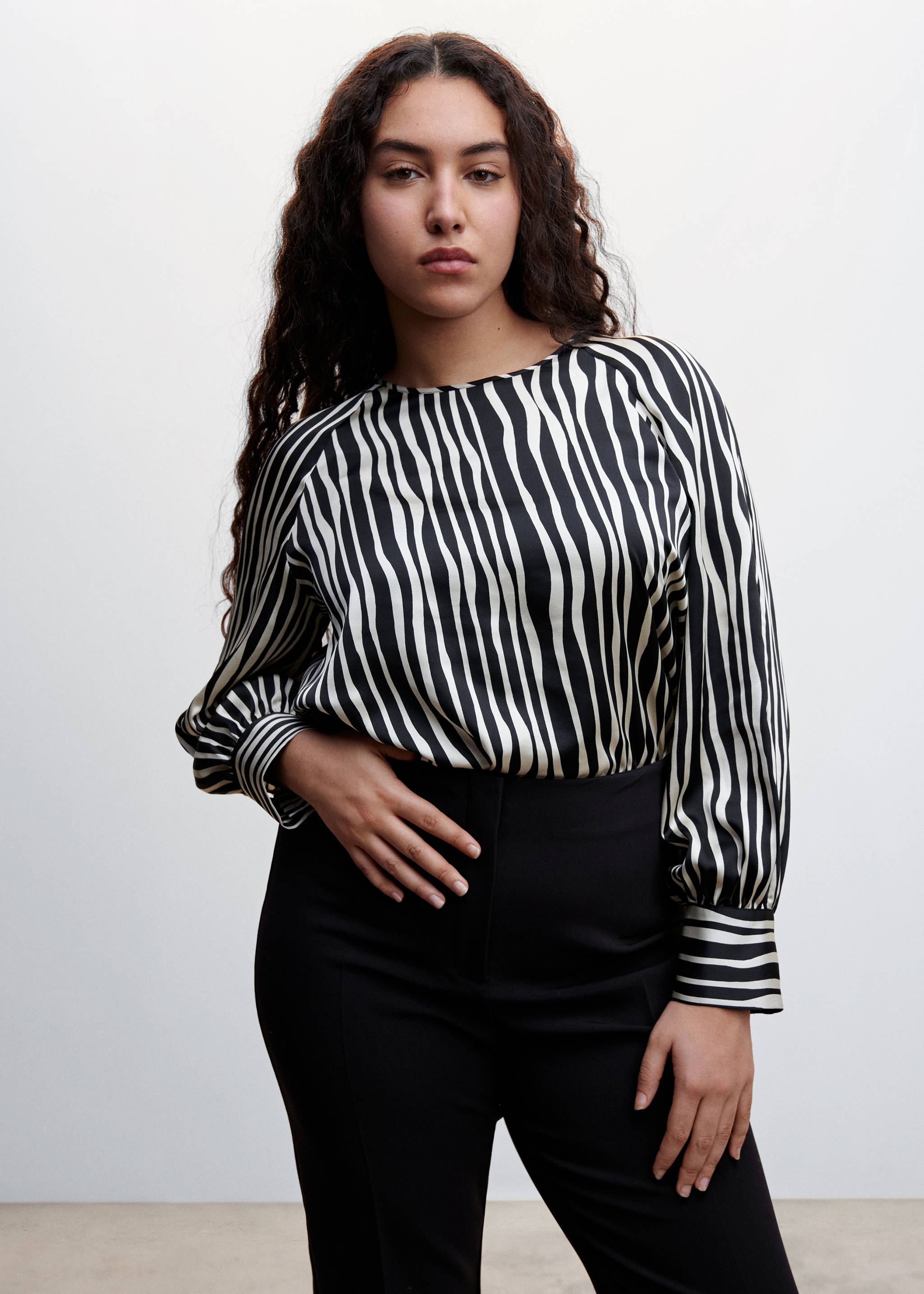 Animal print blouse - Details of the article 5