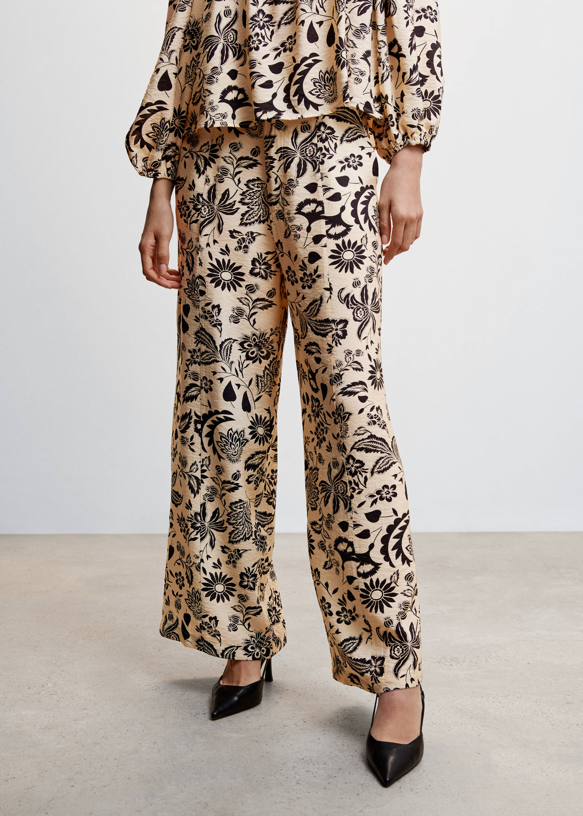 Pantalon fluide texturé - Plan moyen