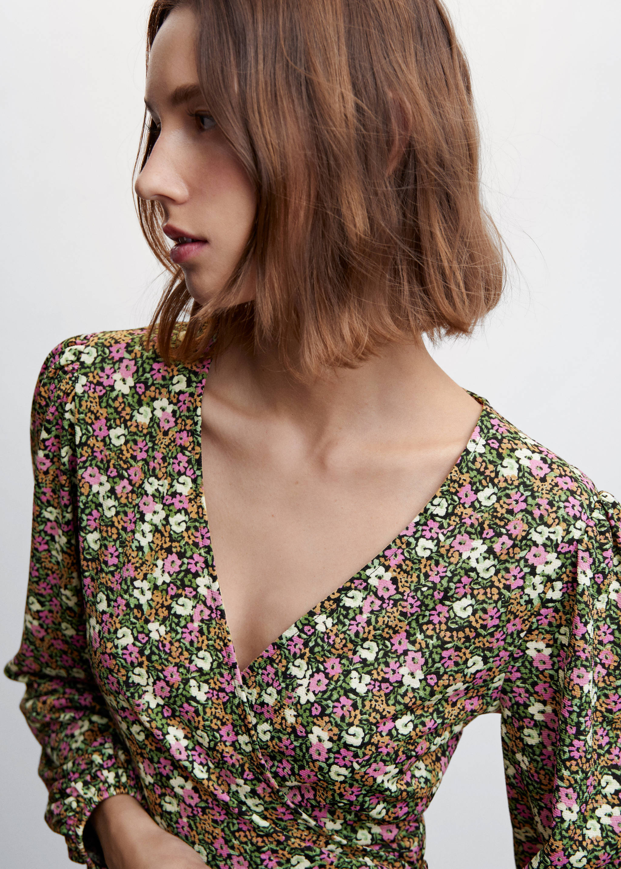 Vestit detall tall estampat - Detall de l'article 1