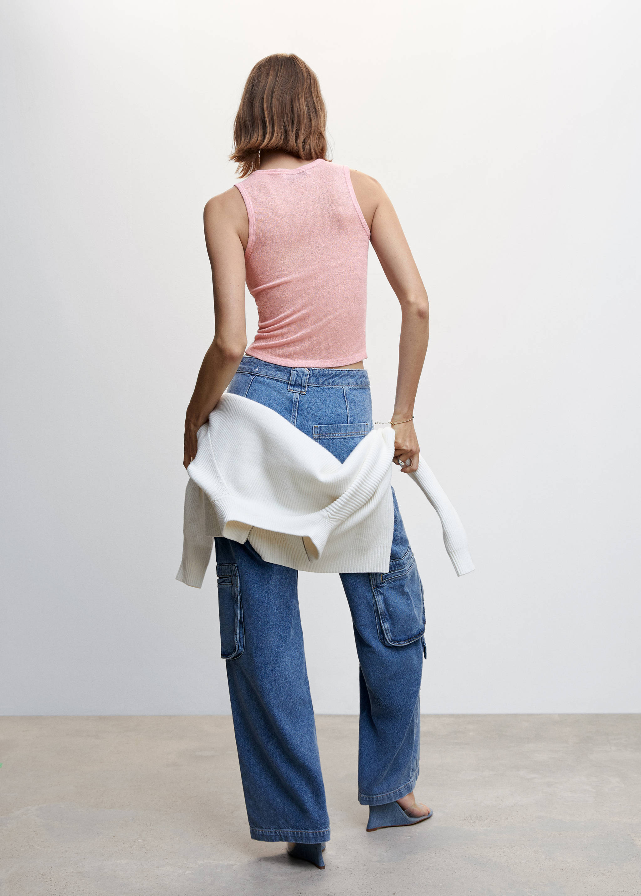 Knit semi-transparent top - Reverse of the article