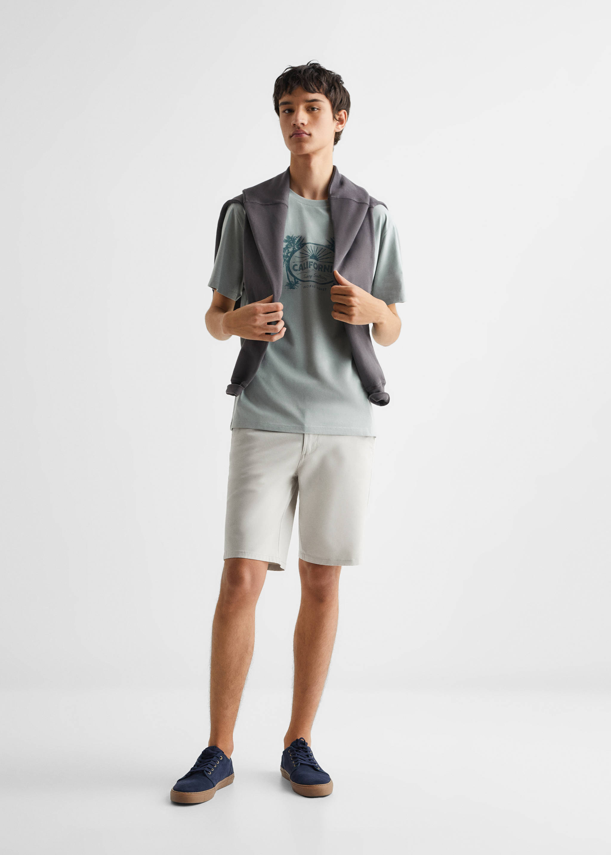 Cotton Bermuda shorts - General plane