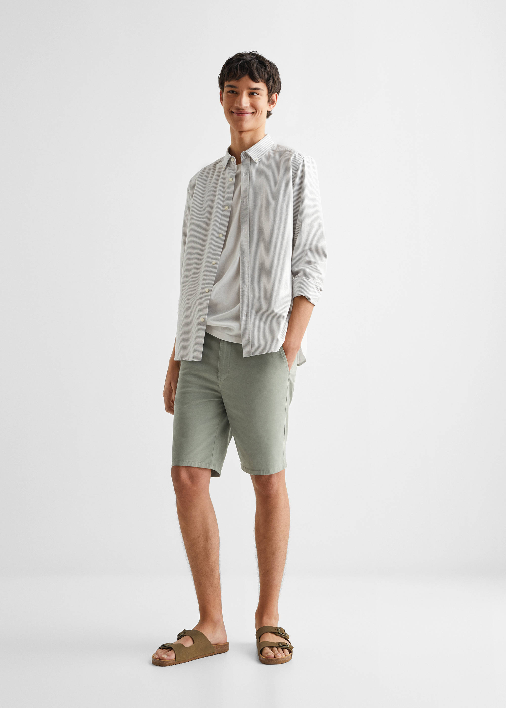 Cotton Bermuda shorts - General plane