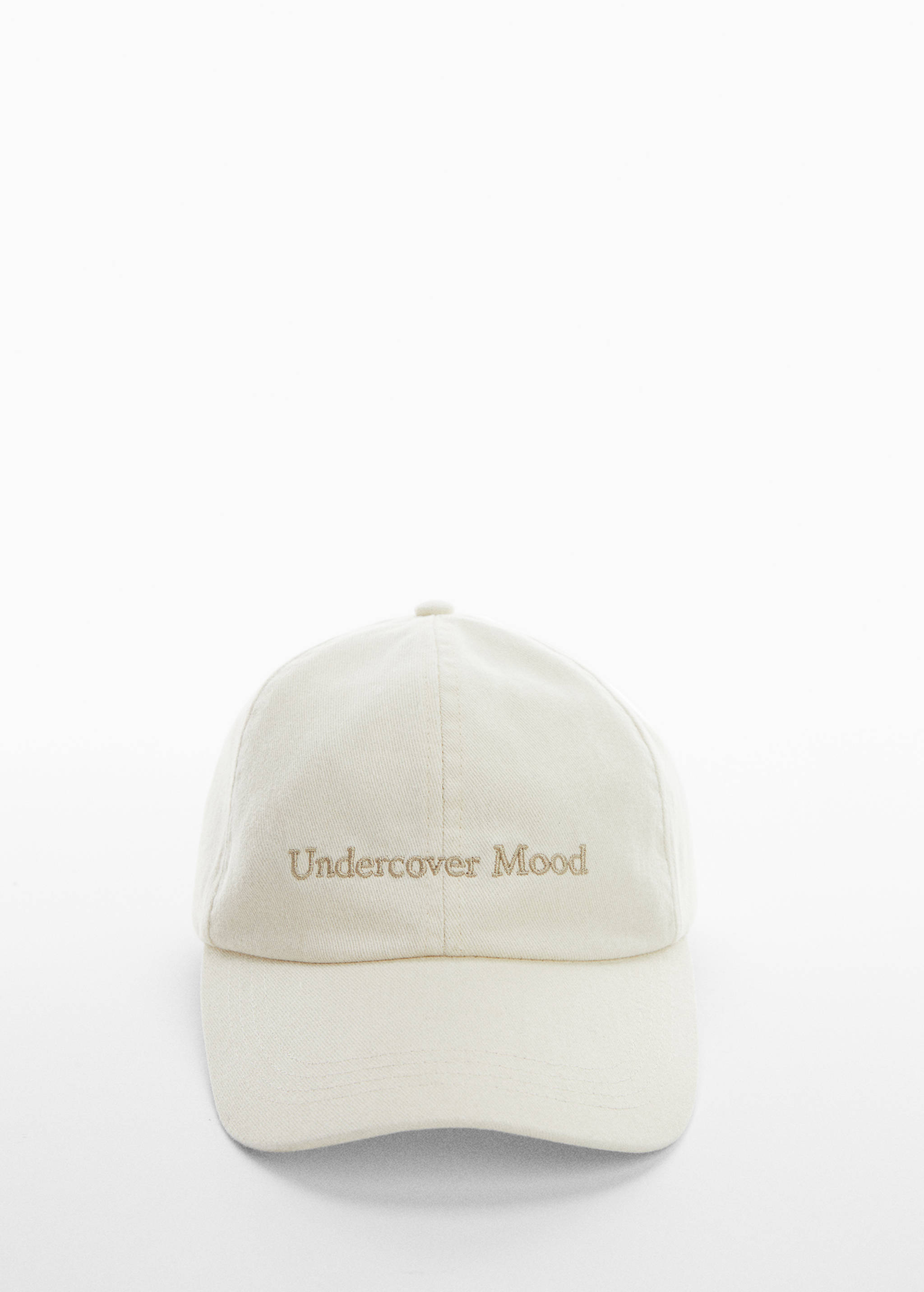 Kappe mit aufgesticktem Schriftzug - Mittlere Ansicht