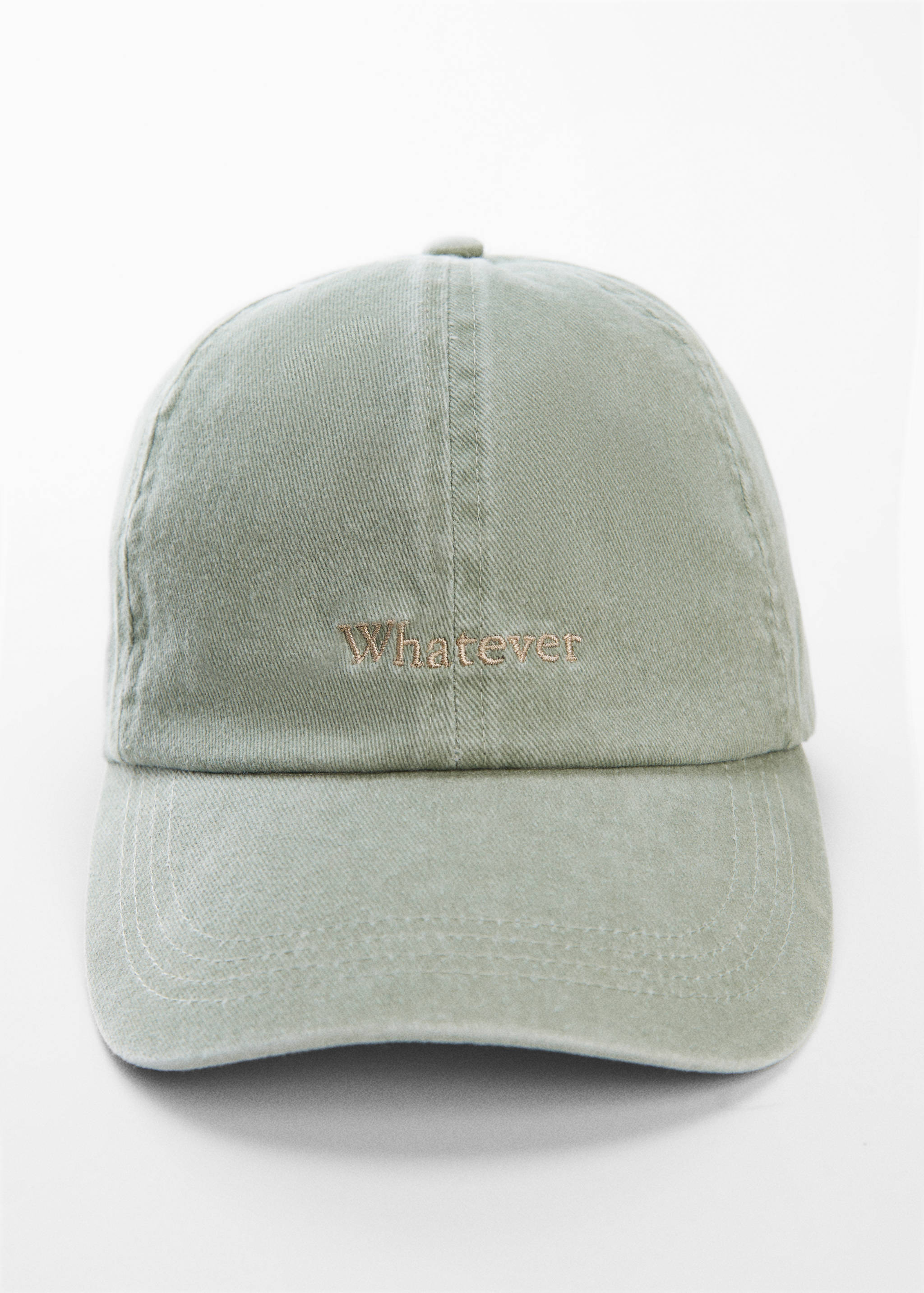 Kappe mit aufgesticktem Schriftzug - Mittlere Ansicht