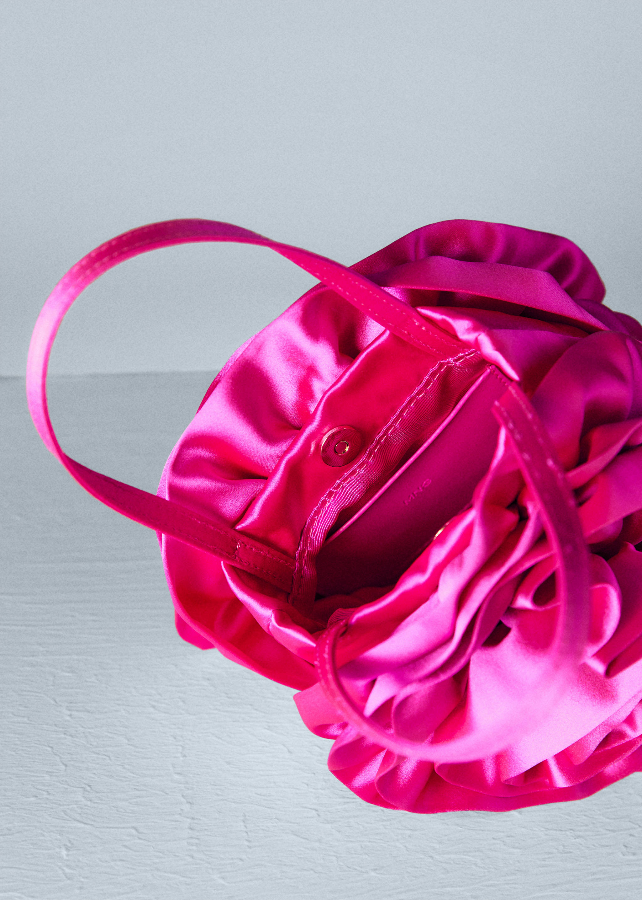Tasche mit Maxi-Blume - Detail des Artikels 1