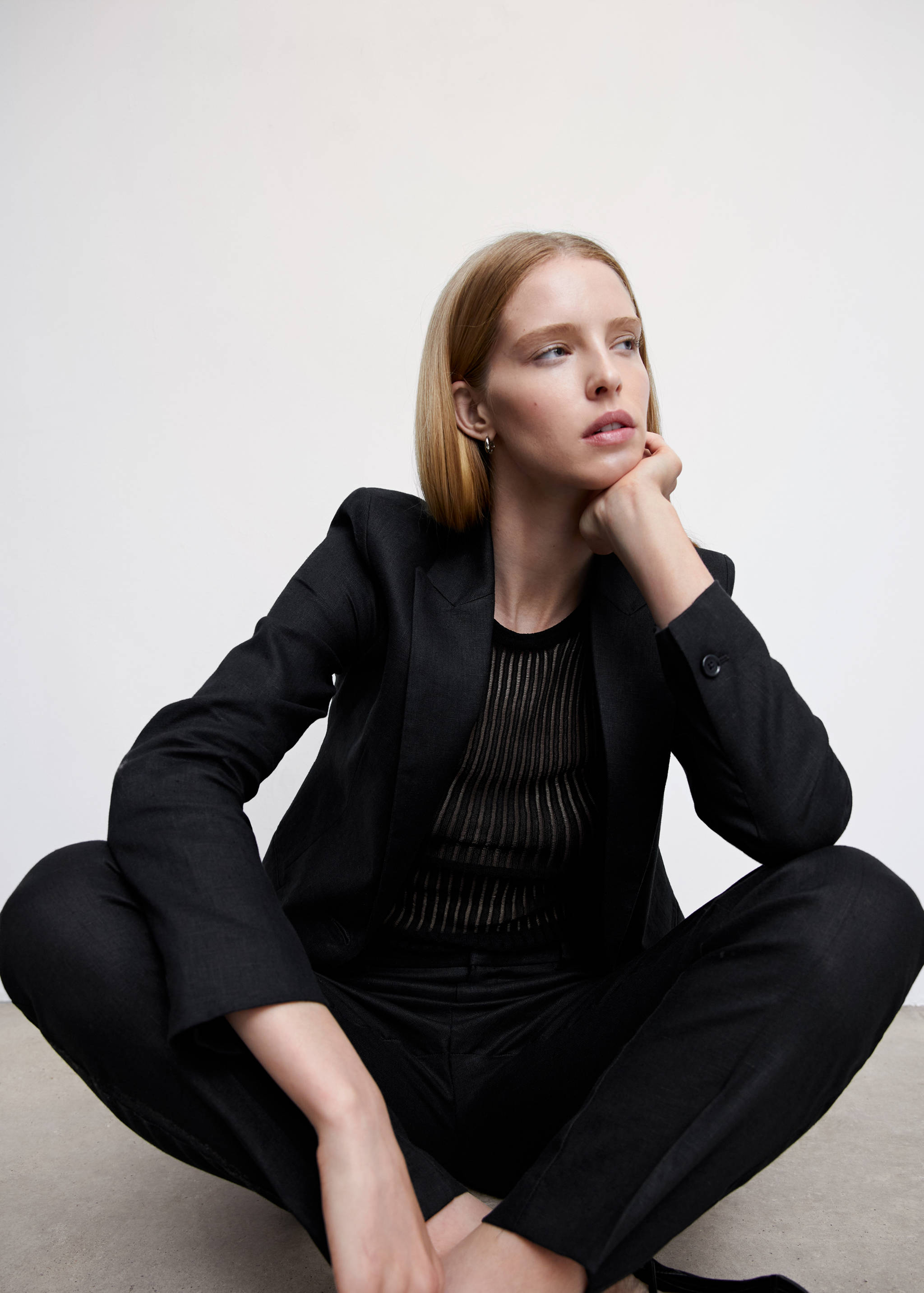 Blazer suit 100% linen - Details of the article 2