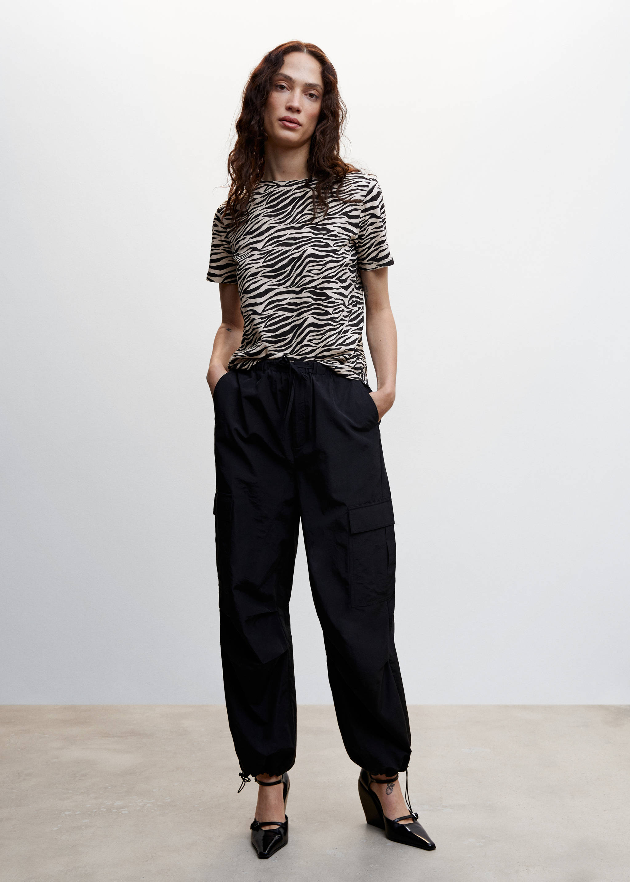 T-Shirt mit Animal Print - Allgemeine Ansicht