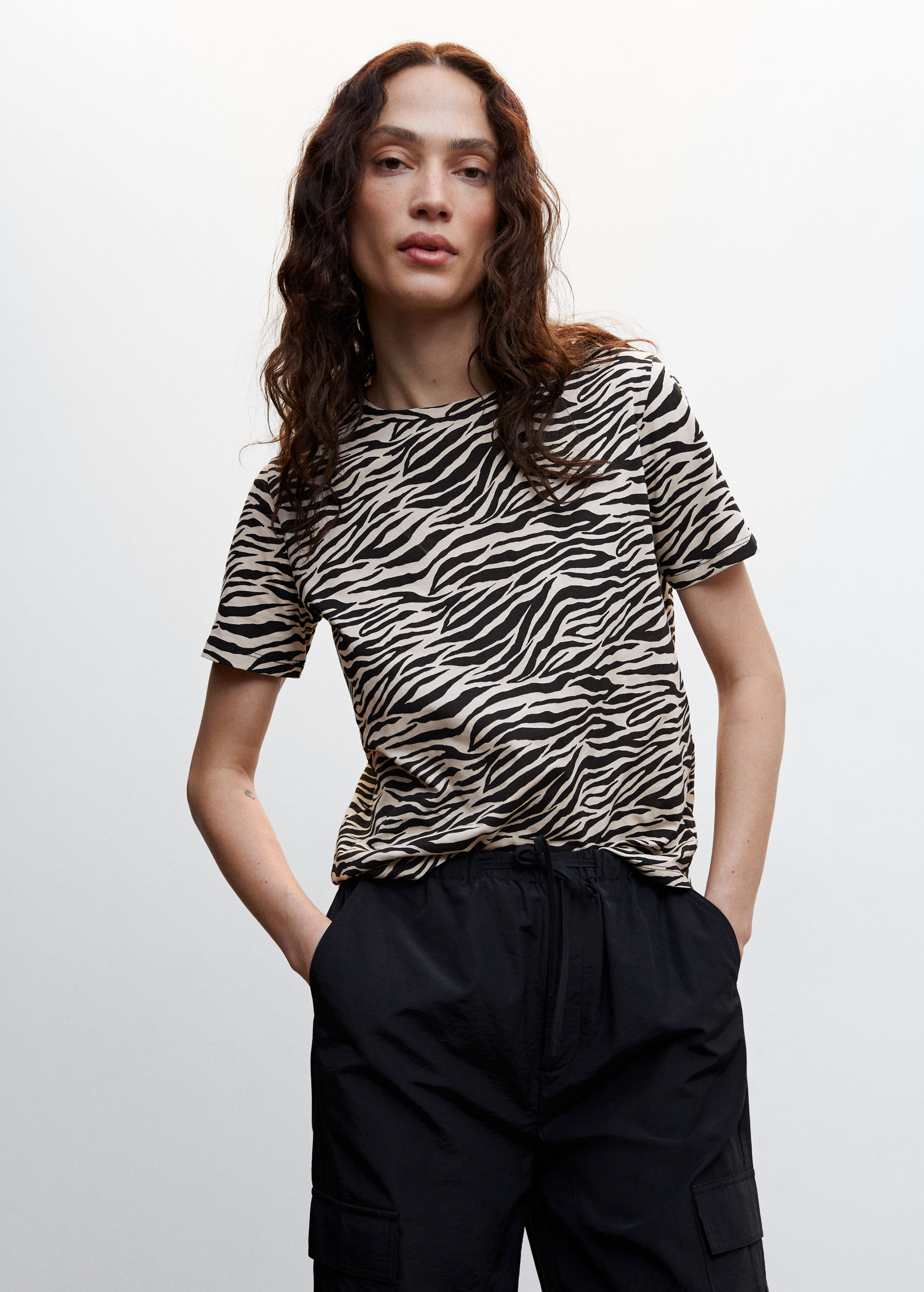 T-Shirt mit Animal Print - Mittlere Ansicht