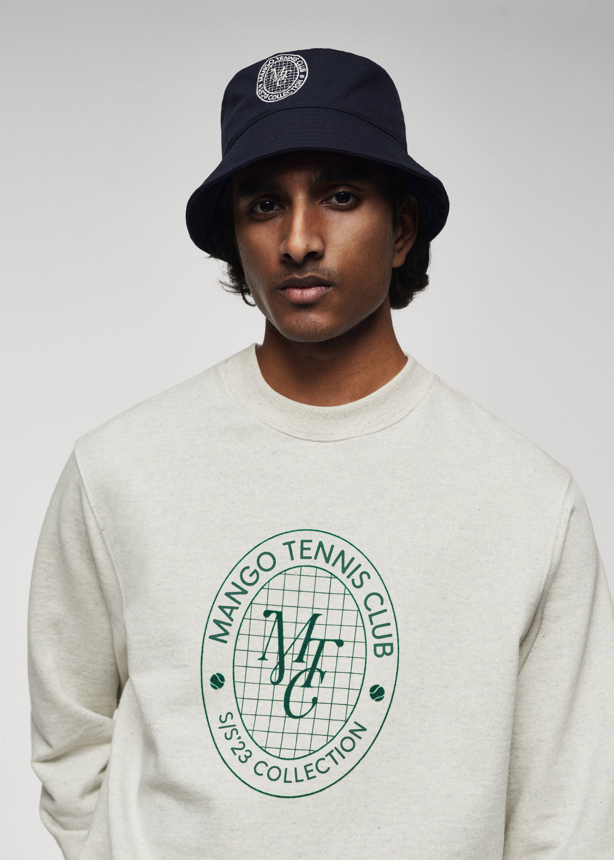 Embroidered bucket hat - Details of the article 9