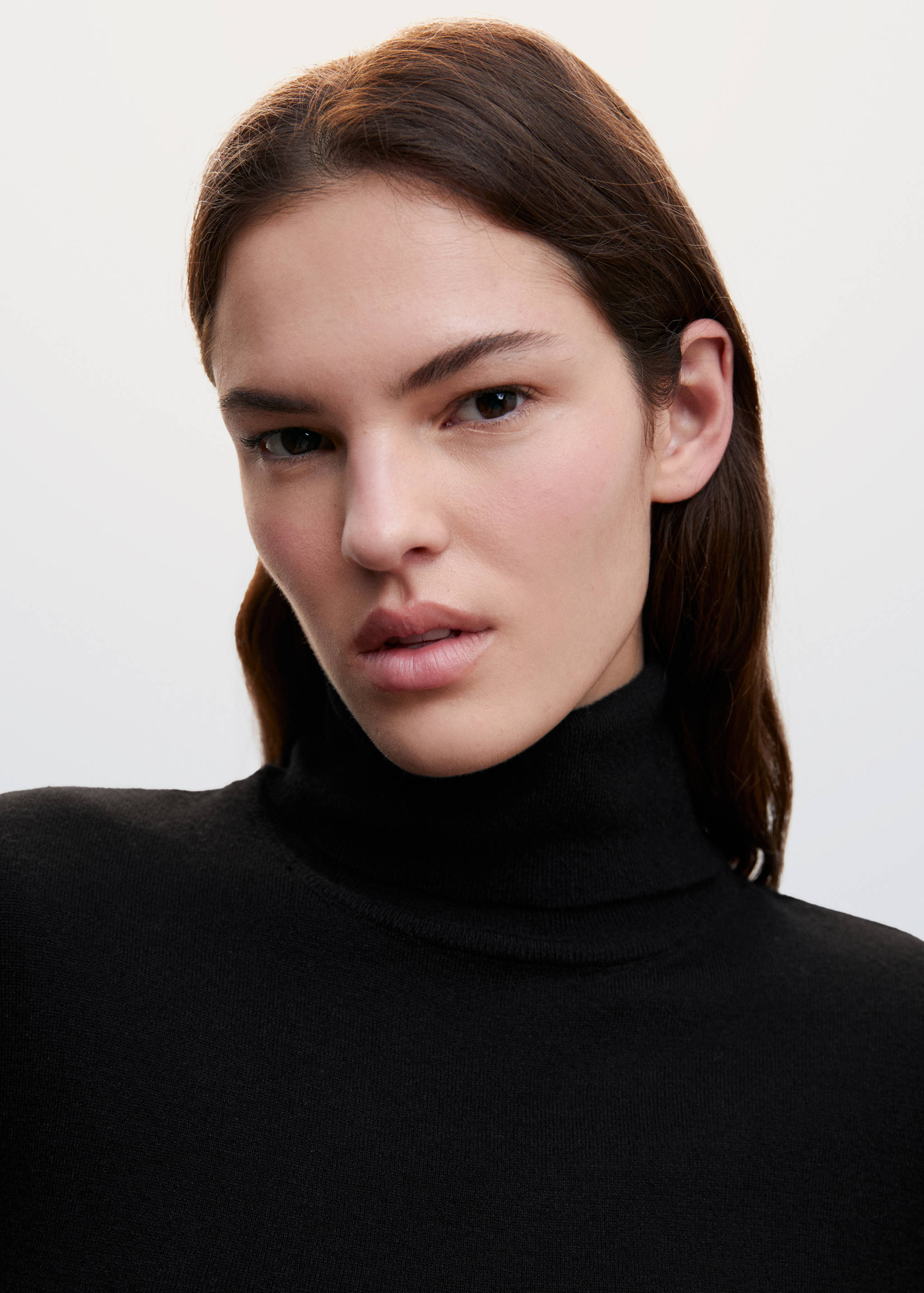 Vestido punto cuello vuelto - Detalle del artículo 1