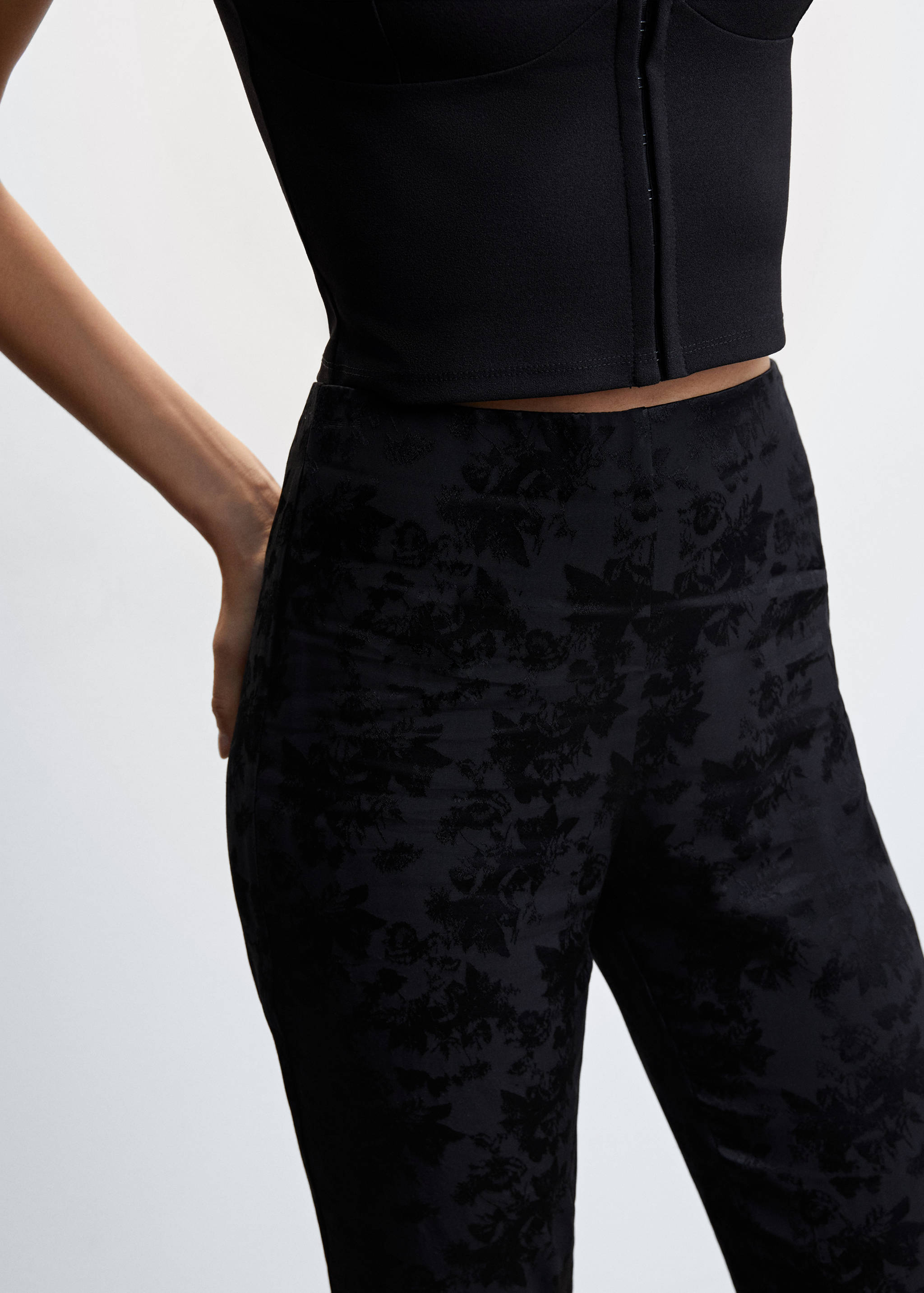 Fließende Jacquard-Hose - Detail des Artikels 6