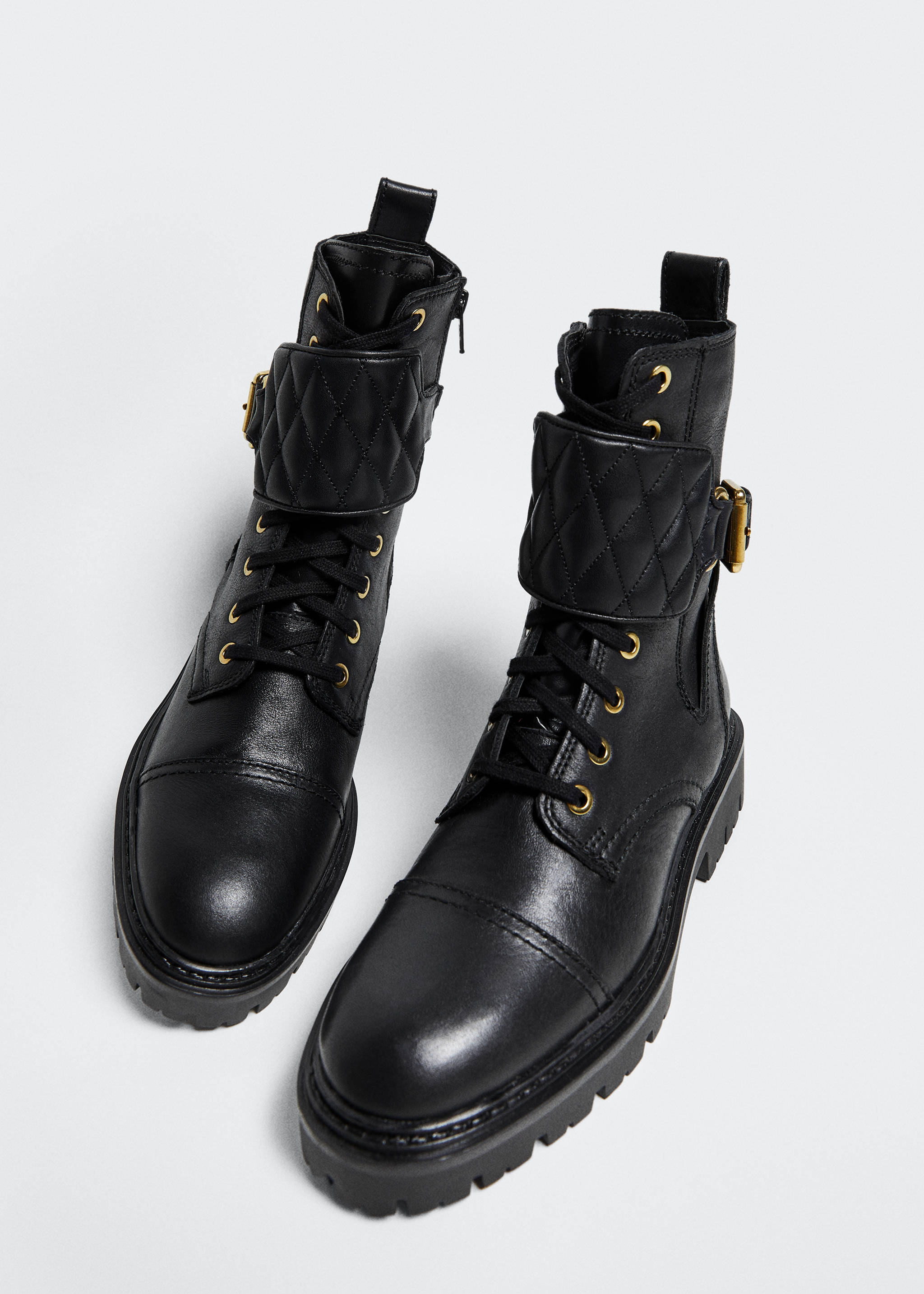 Lace-up leather ankle boots - Details of the article 2
