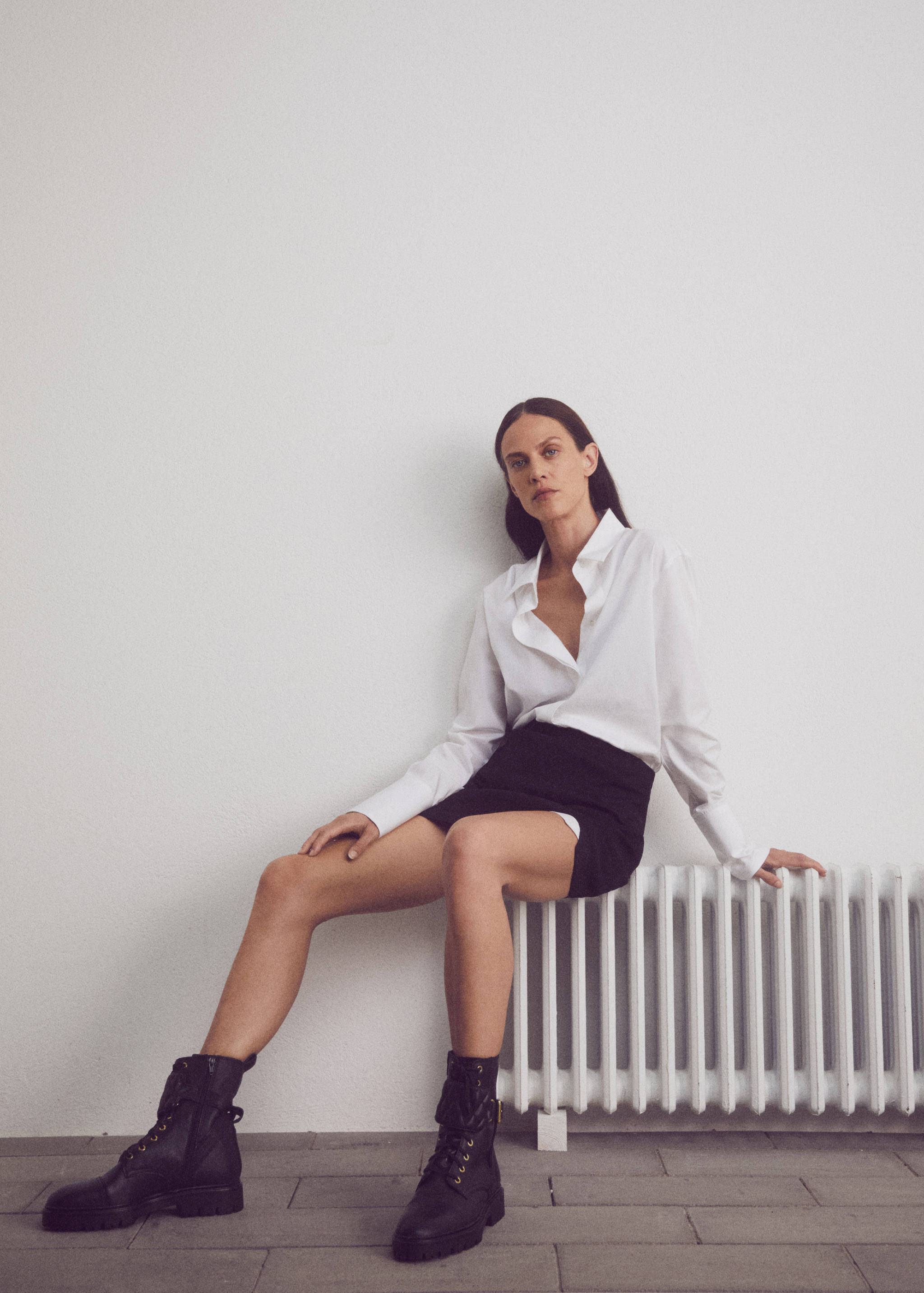 Lace-up leather ankle boots - Details of the article 9