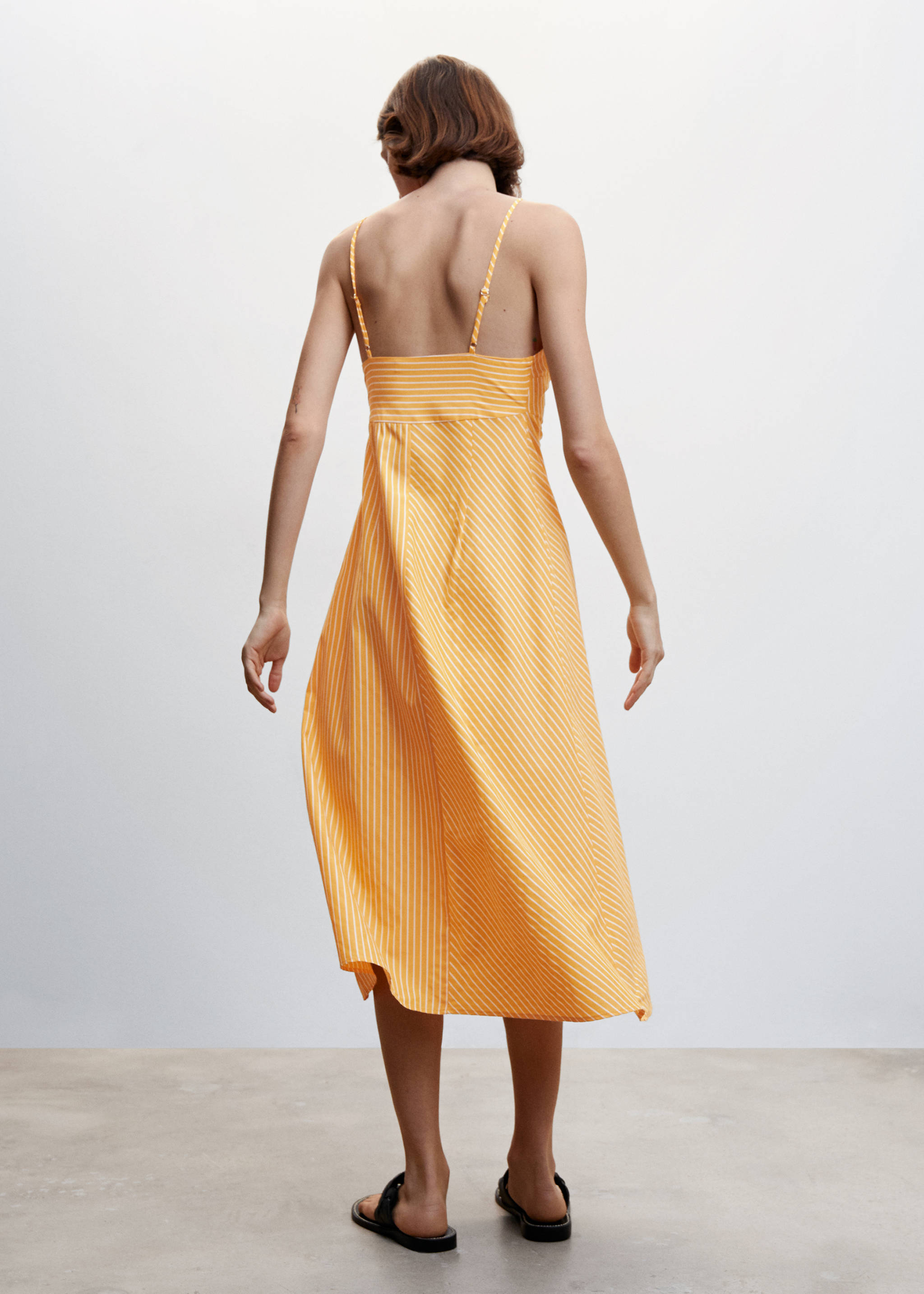 Pruhované šaty na ramínka - Zadní strana zboží
