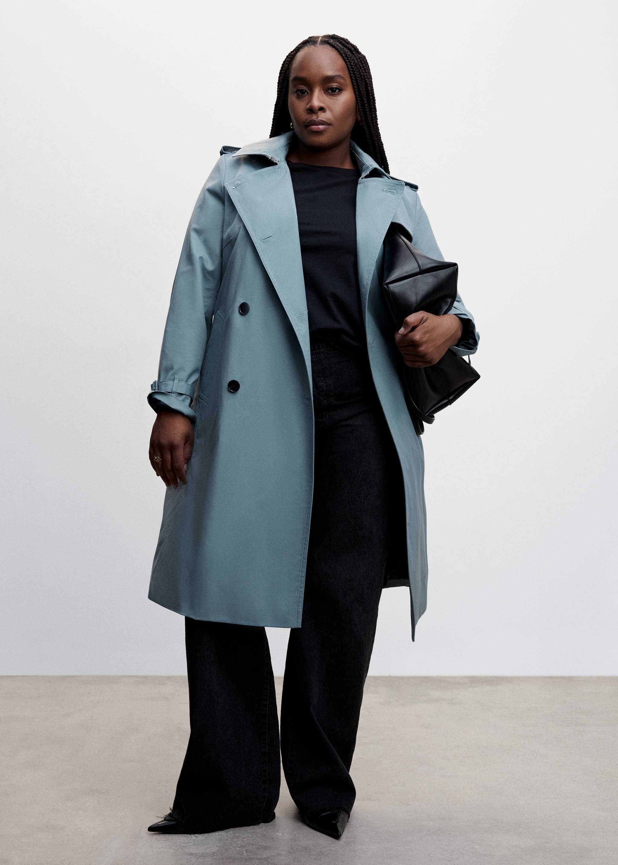Classic trench coat with belt - Details of the article 3