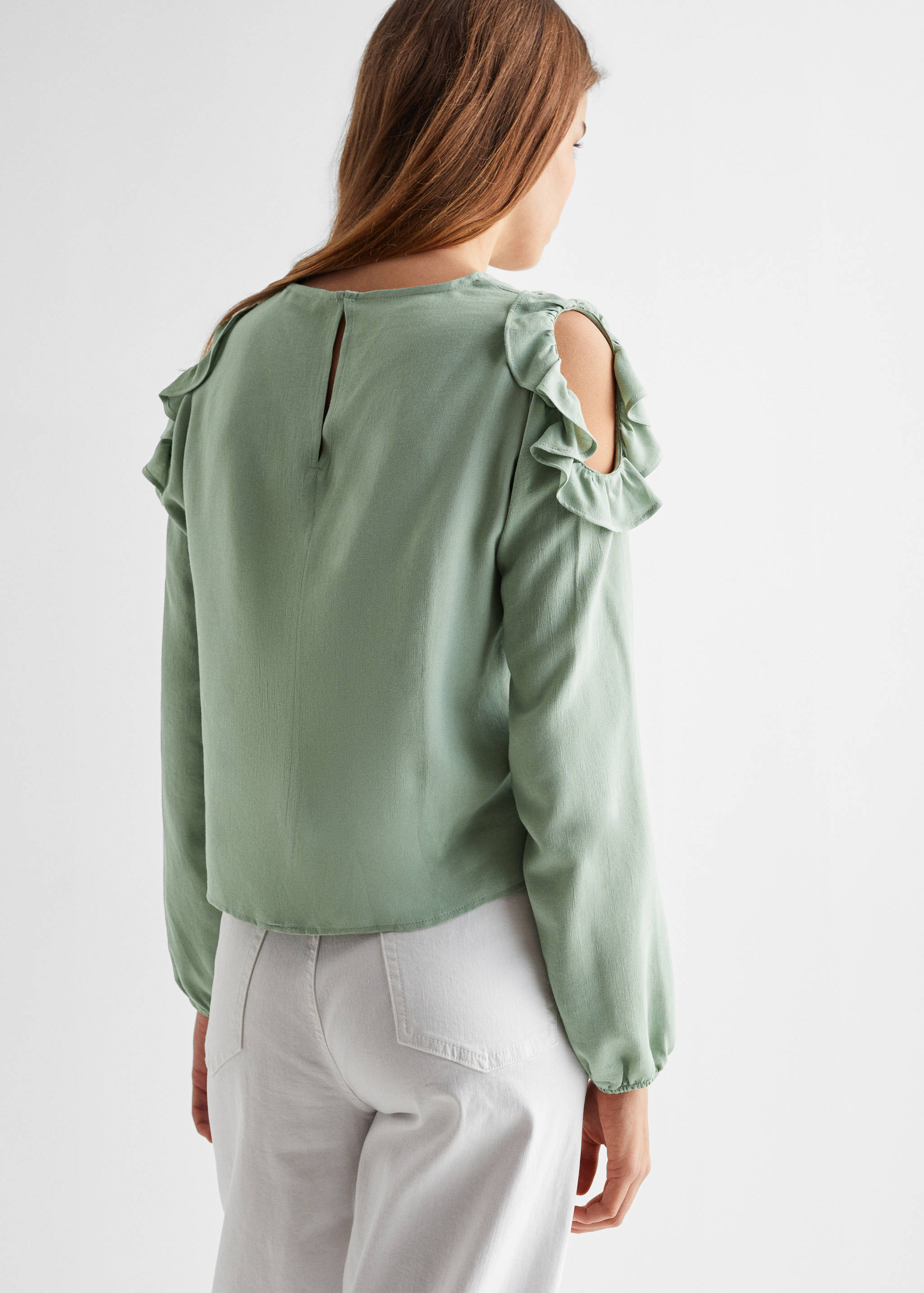 Ruffled blouse - Reverse of the article