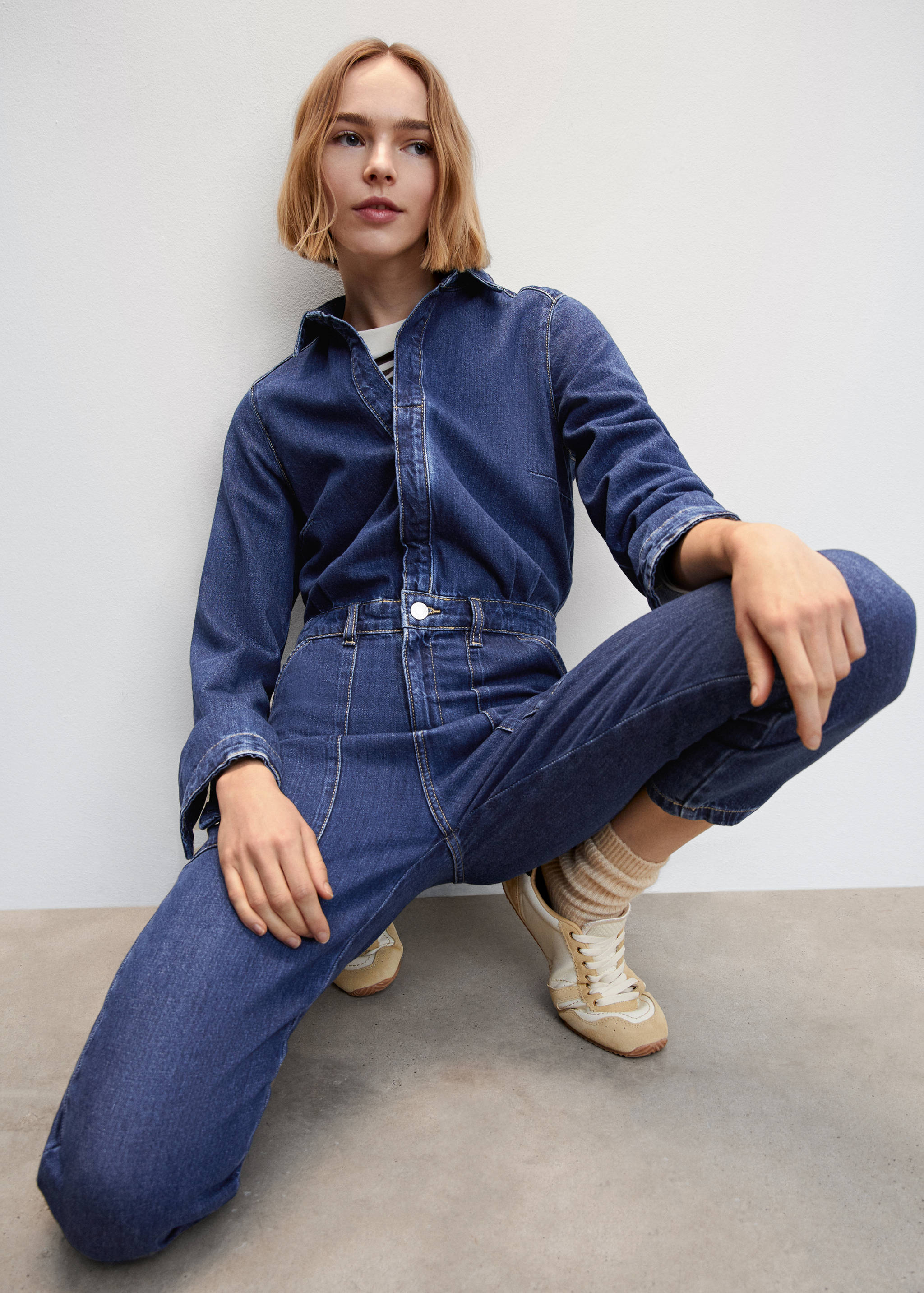 Long denim jumpsuit - Details of the article 2