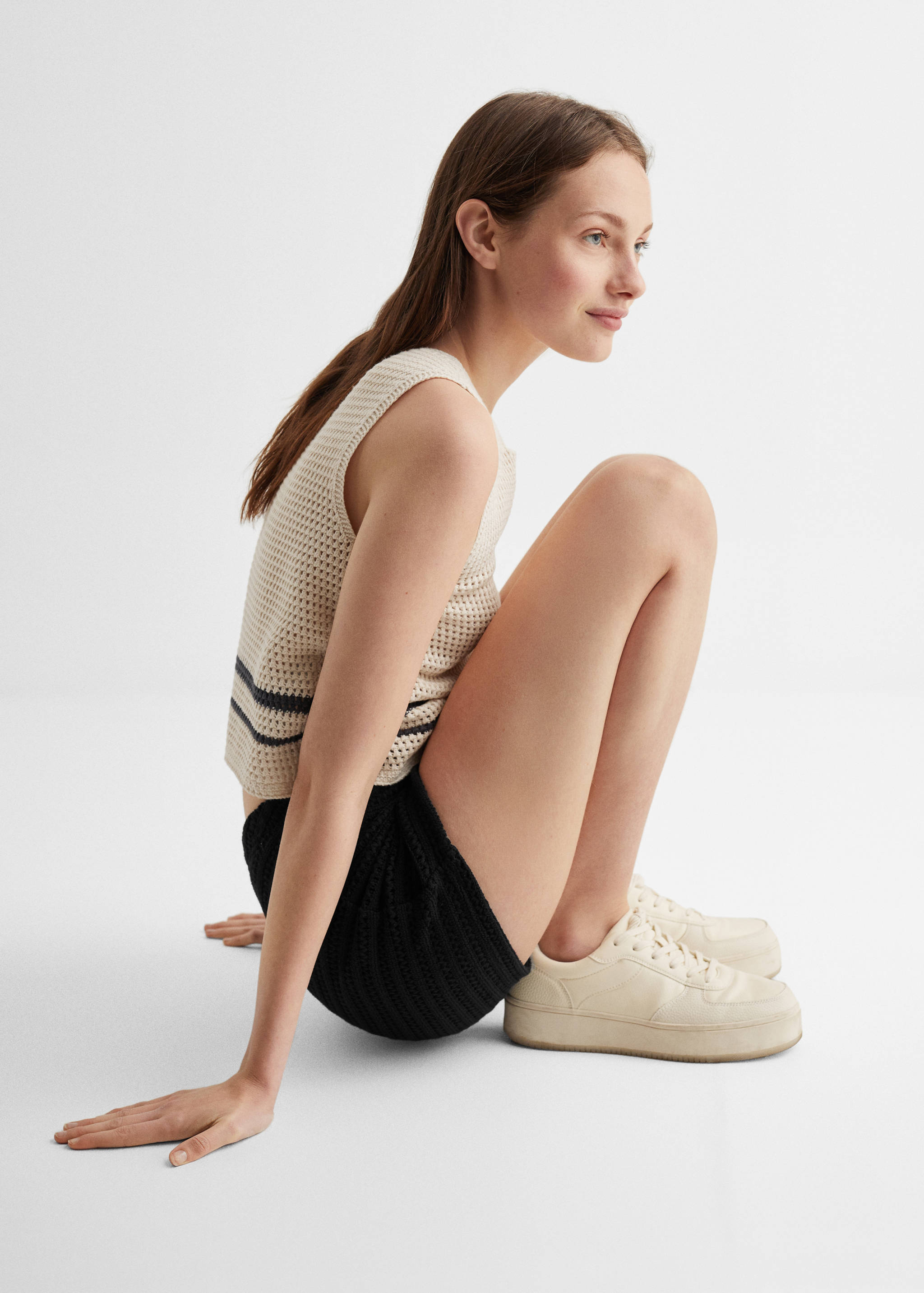 Stricktop mit Lochmuster - Detail des Artikels 2