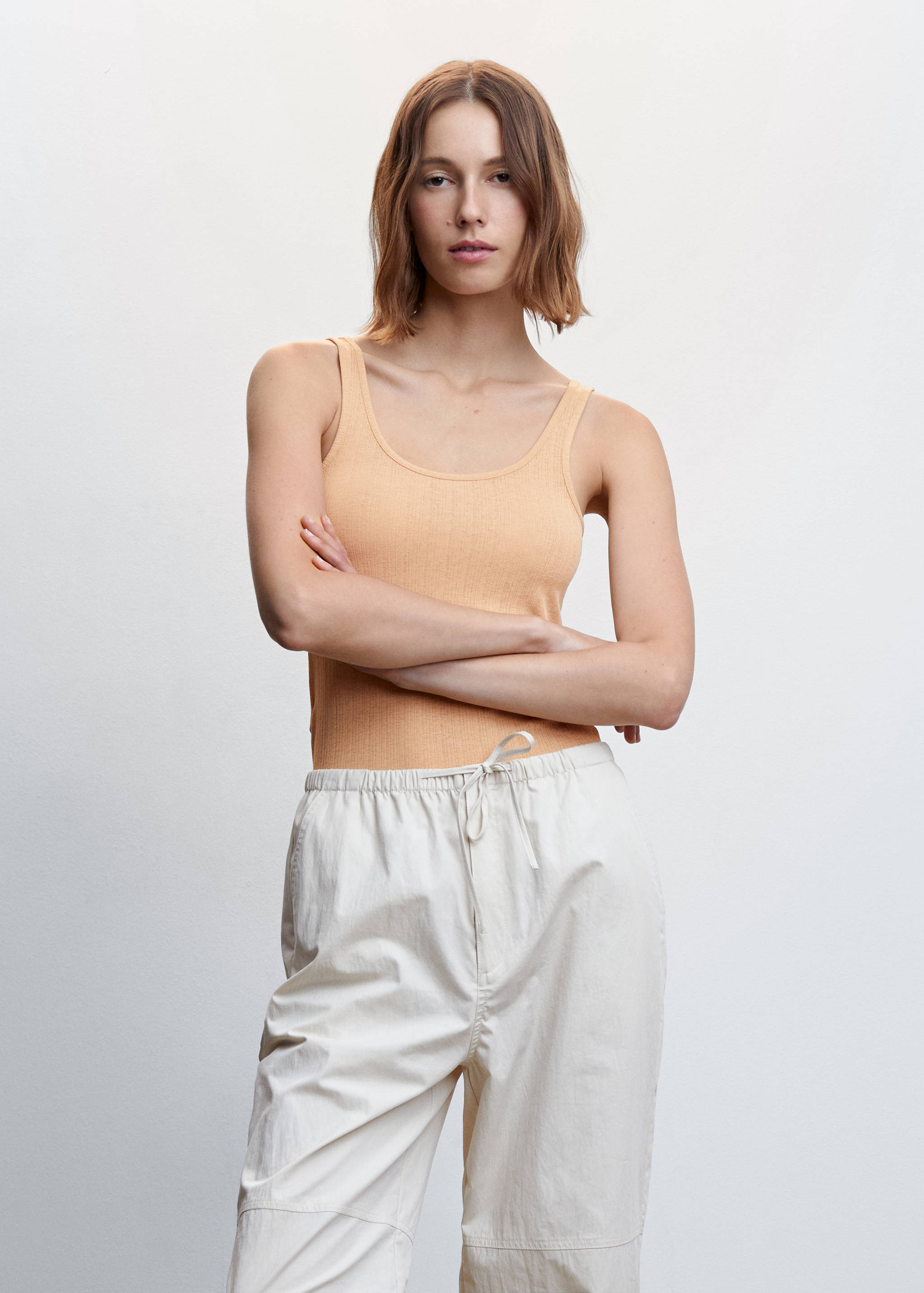 Camiseta tirantes canalé - Plano medio