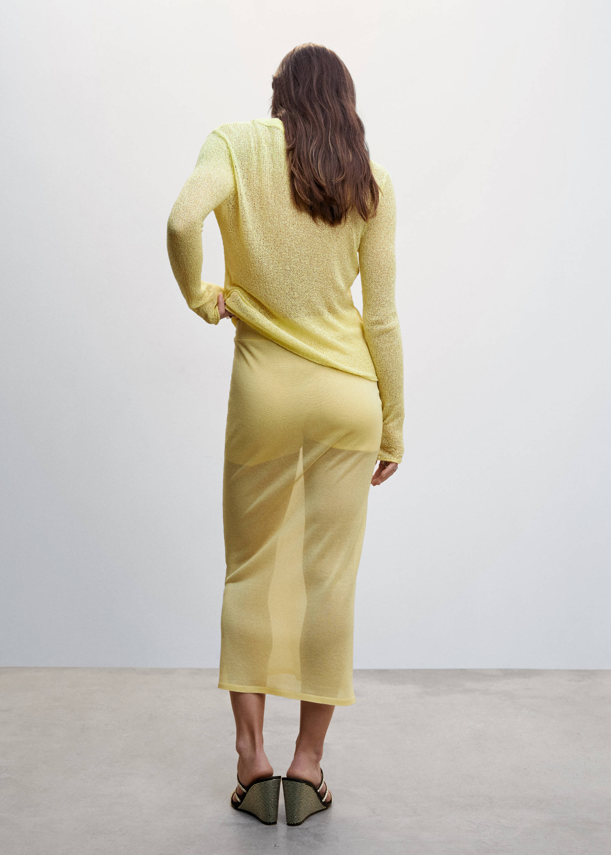 Halbtransparenter Strickrock - Rückseite des Artikels