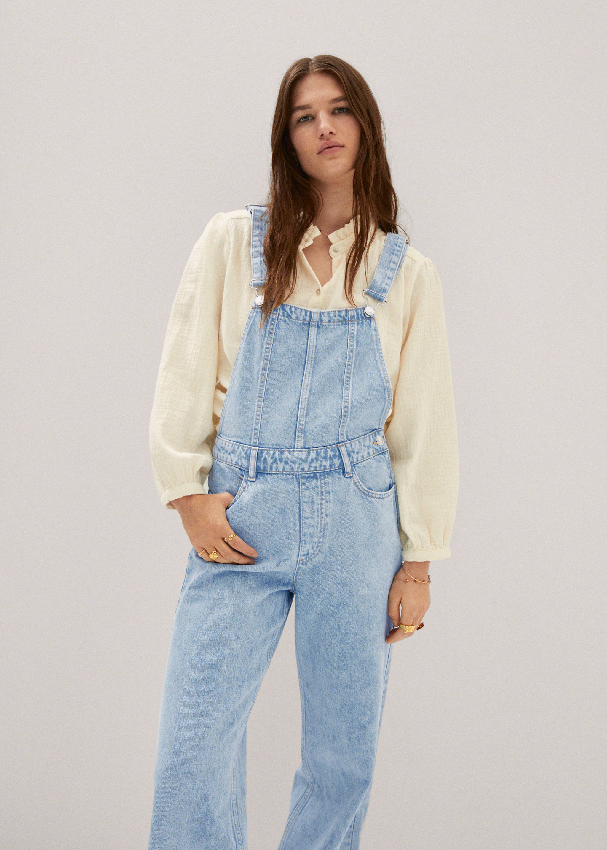 Gefütterte Jeans-Latzhose - Mittlere Ansicht