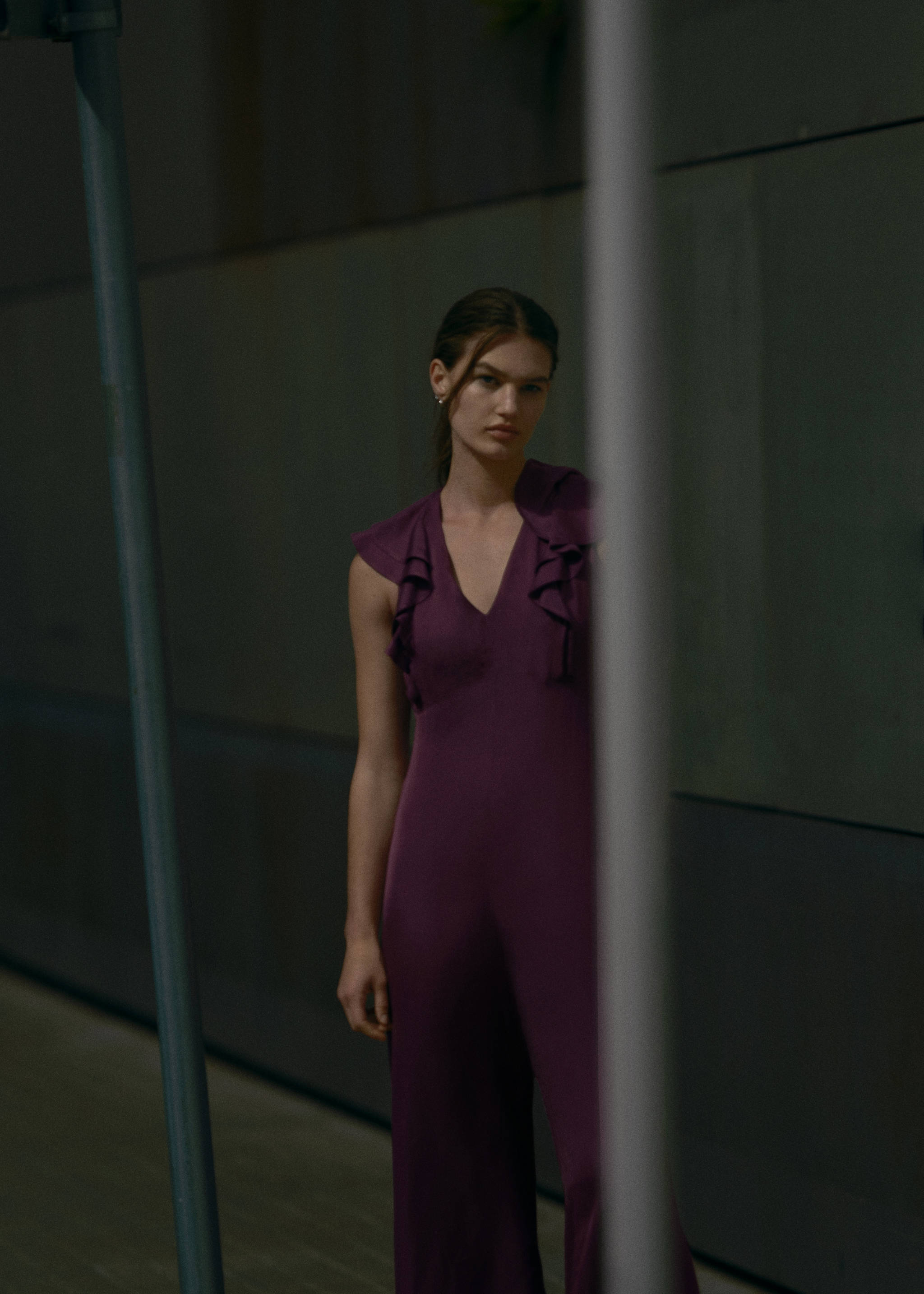 Jumpsuit met ruches en open rug - Detail van het artikel 7