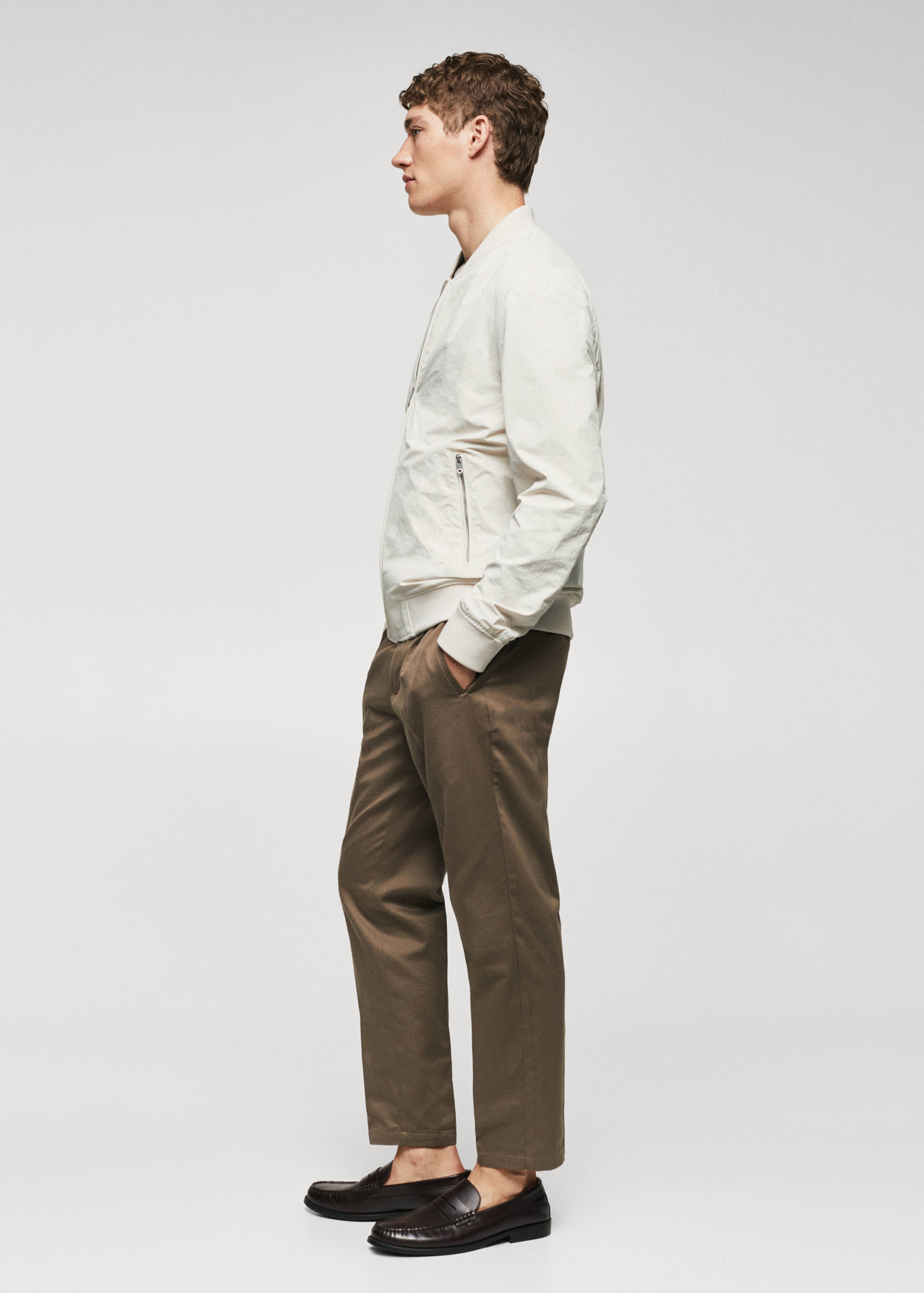 Bomberjacke aus leichtem Stoff - Detail des Artikels 2