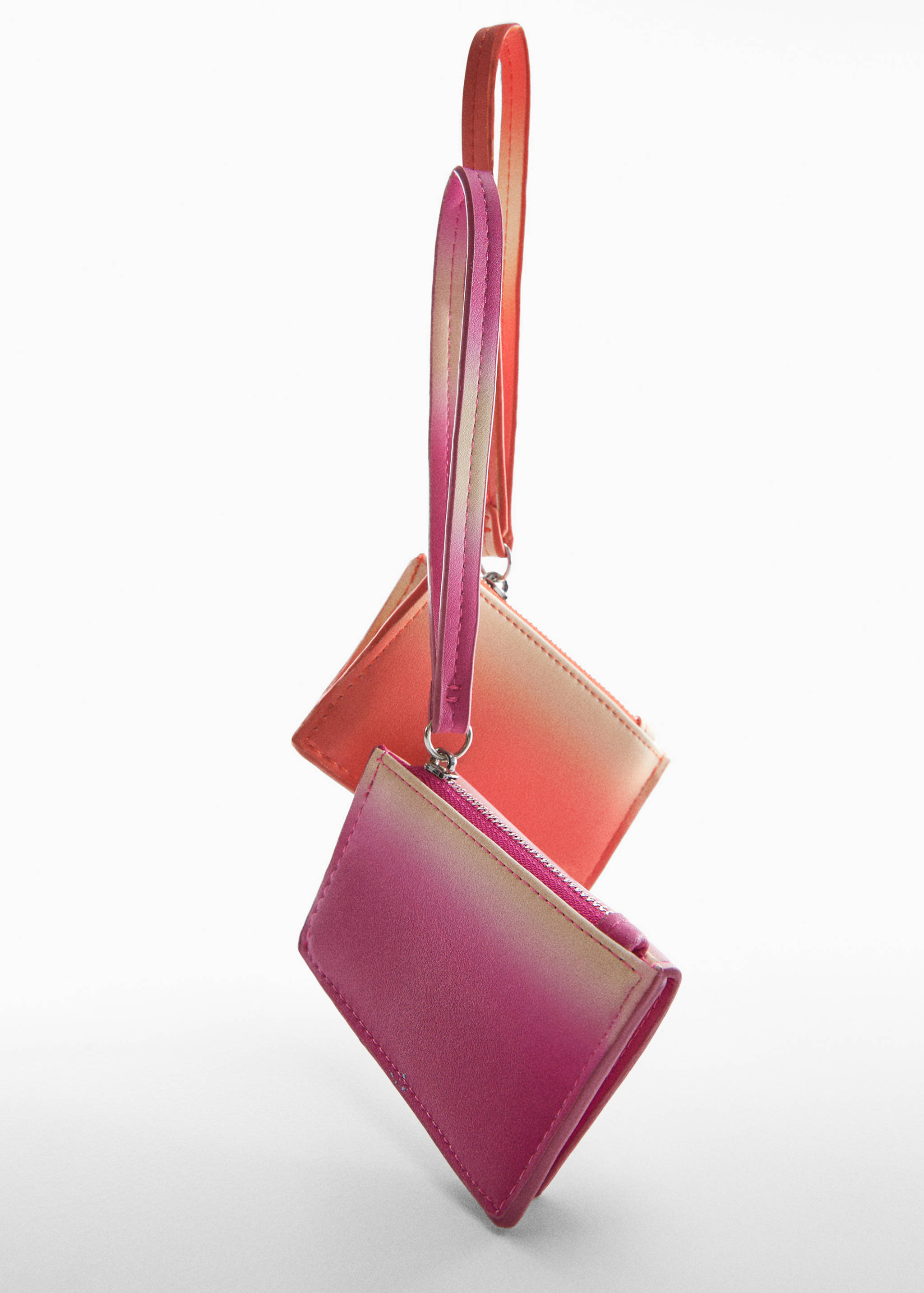 Gradient-effect purse - Details of the article 5