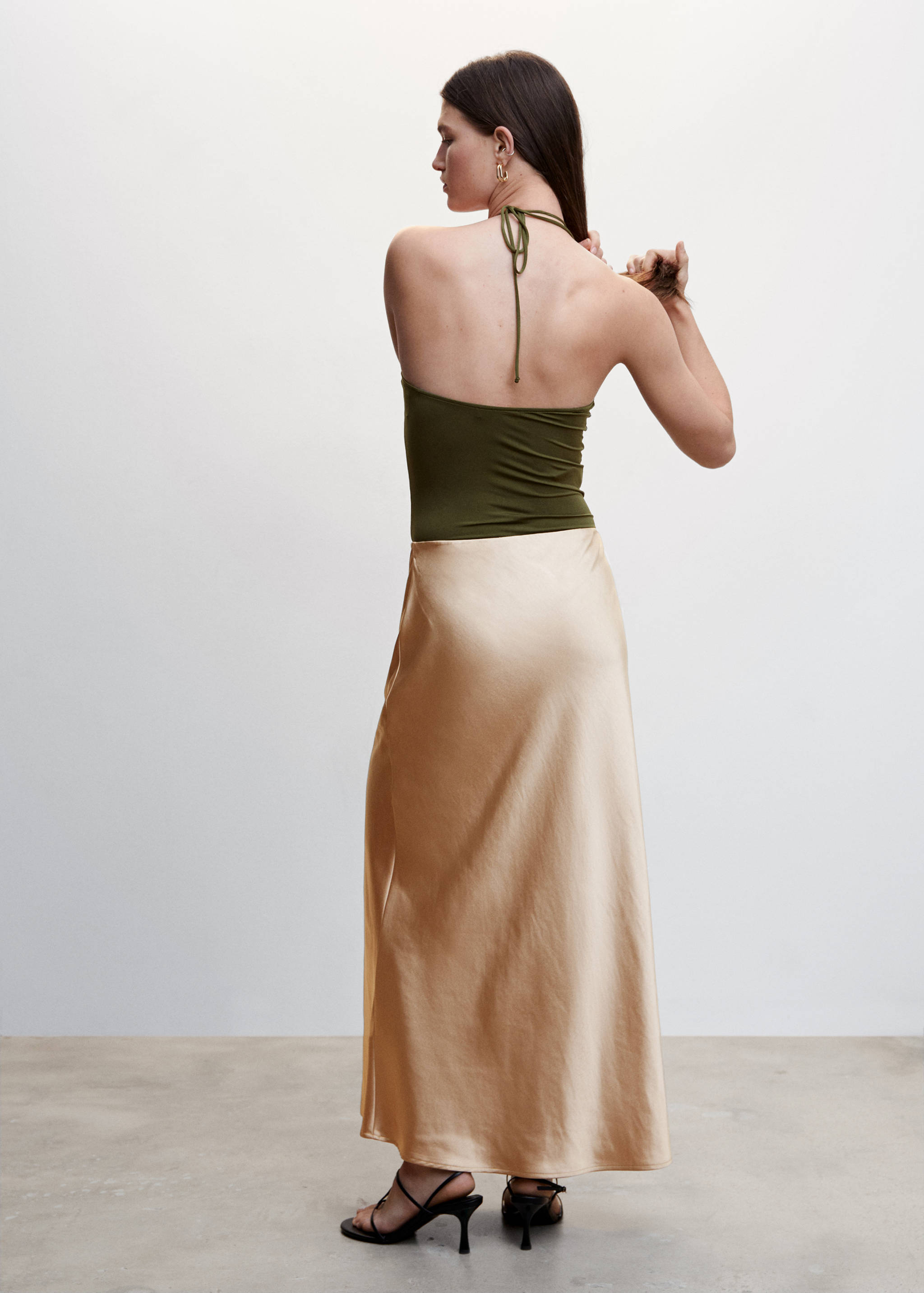 Body cuello halter - Reverso del artículo