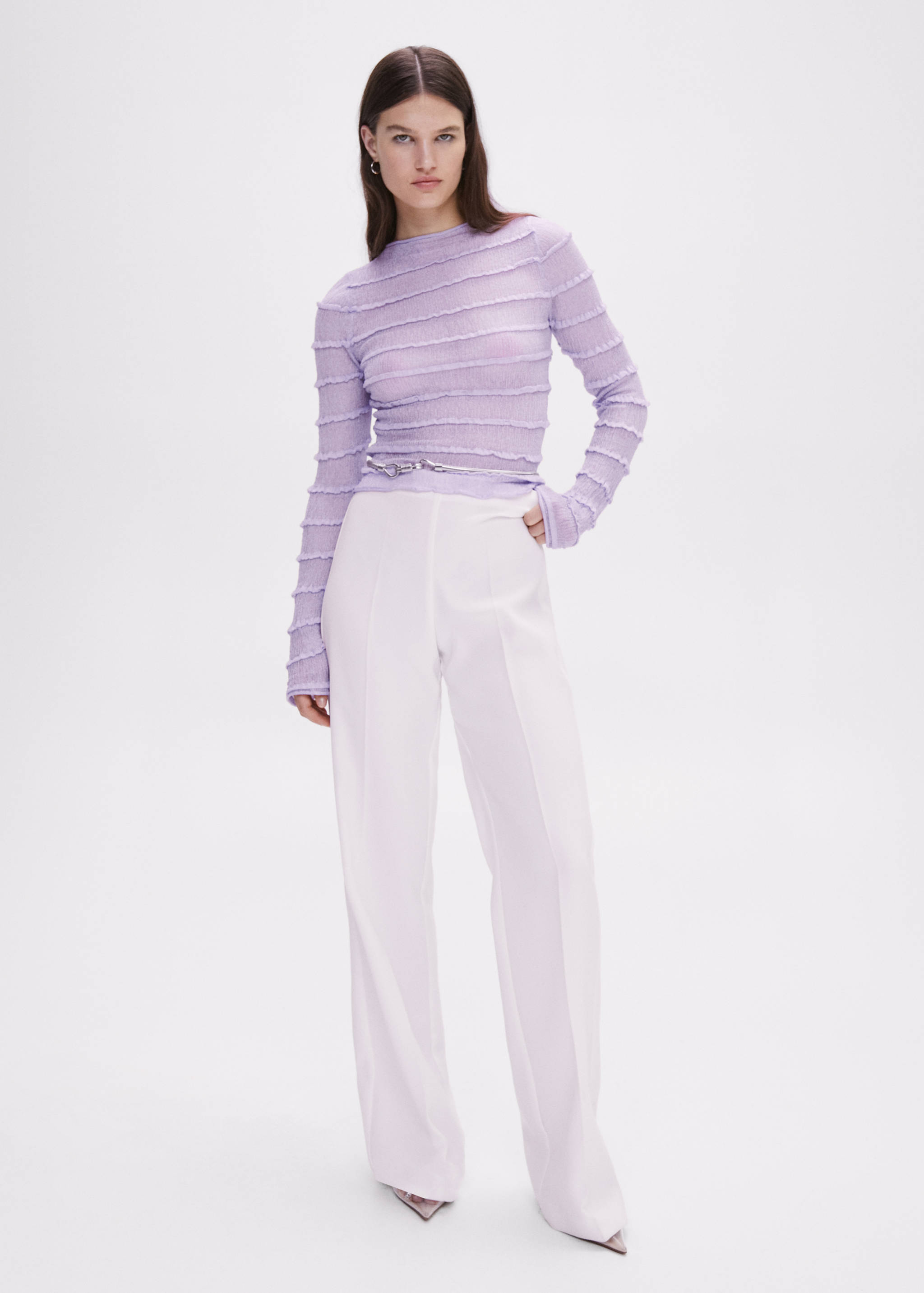 Texturierter Pullover mit gerafftem Detail - Allgemeine Ansicht