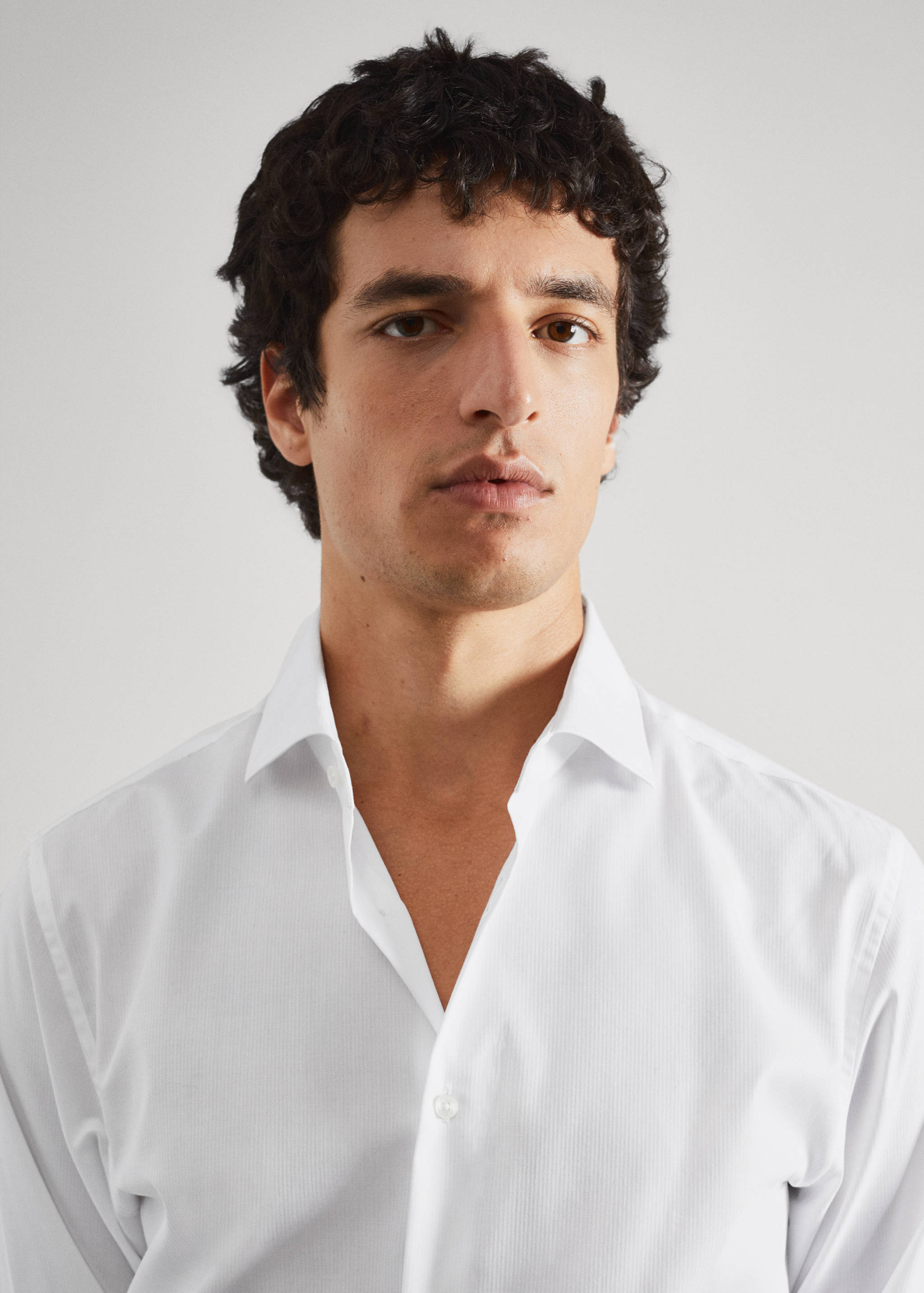 Obleková košile regular fit s manžetovými knoflíčky - Detail zboží 6