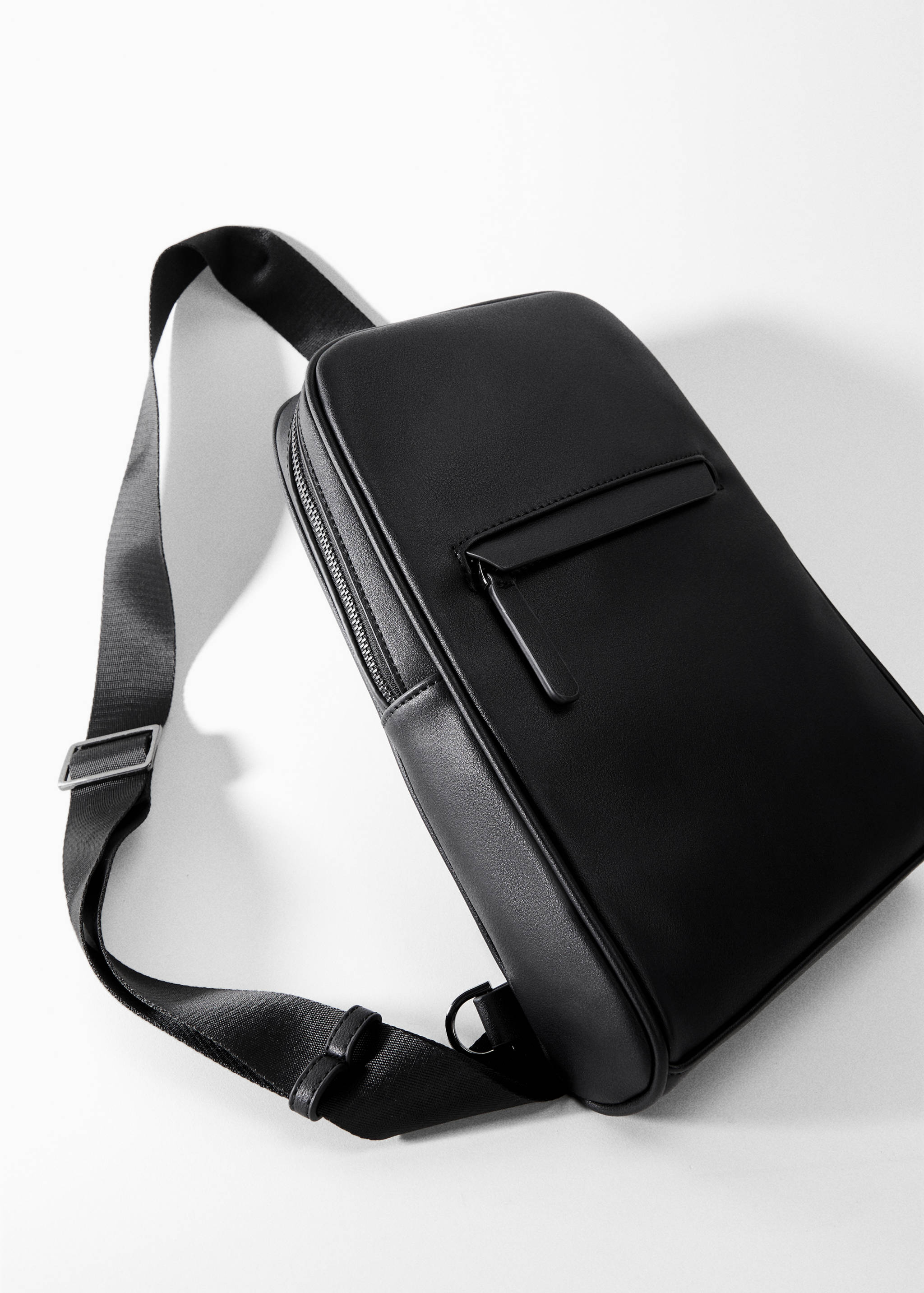 Leather-effect backpack - Details of the article 5