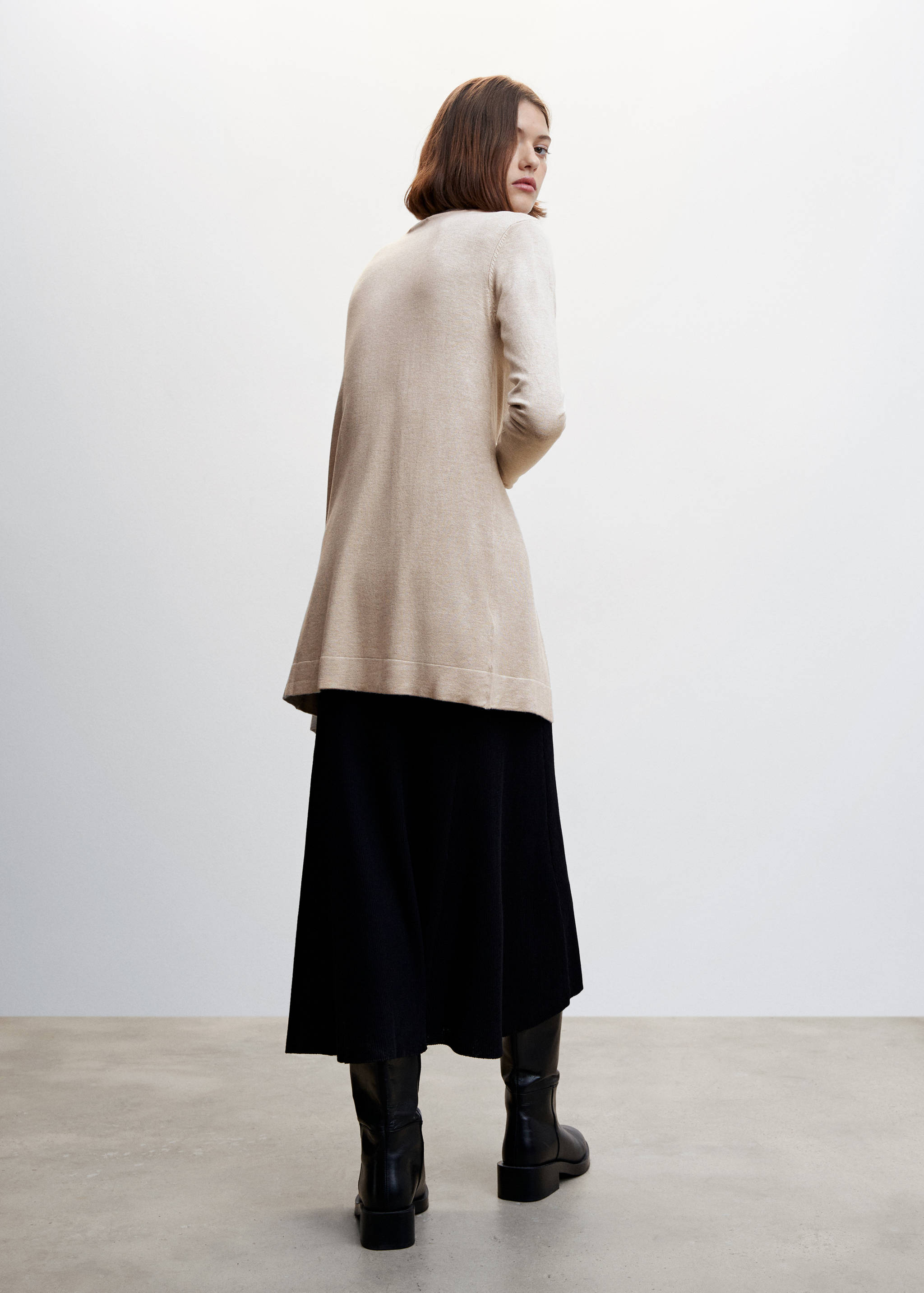 Fine-knit cardigan - Reverse of the article