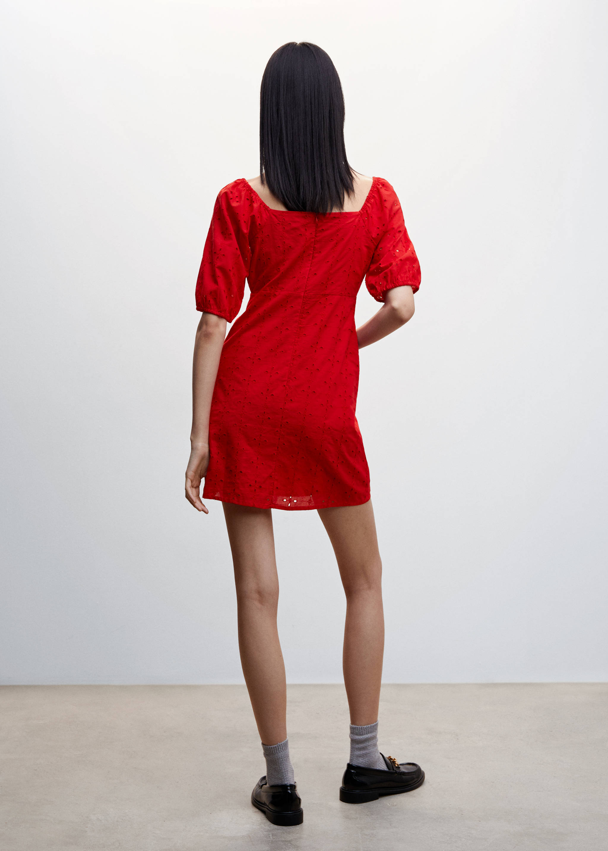 Broderie anglaise dress - Reverse of the article