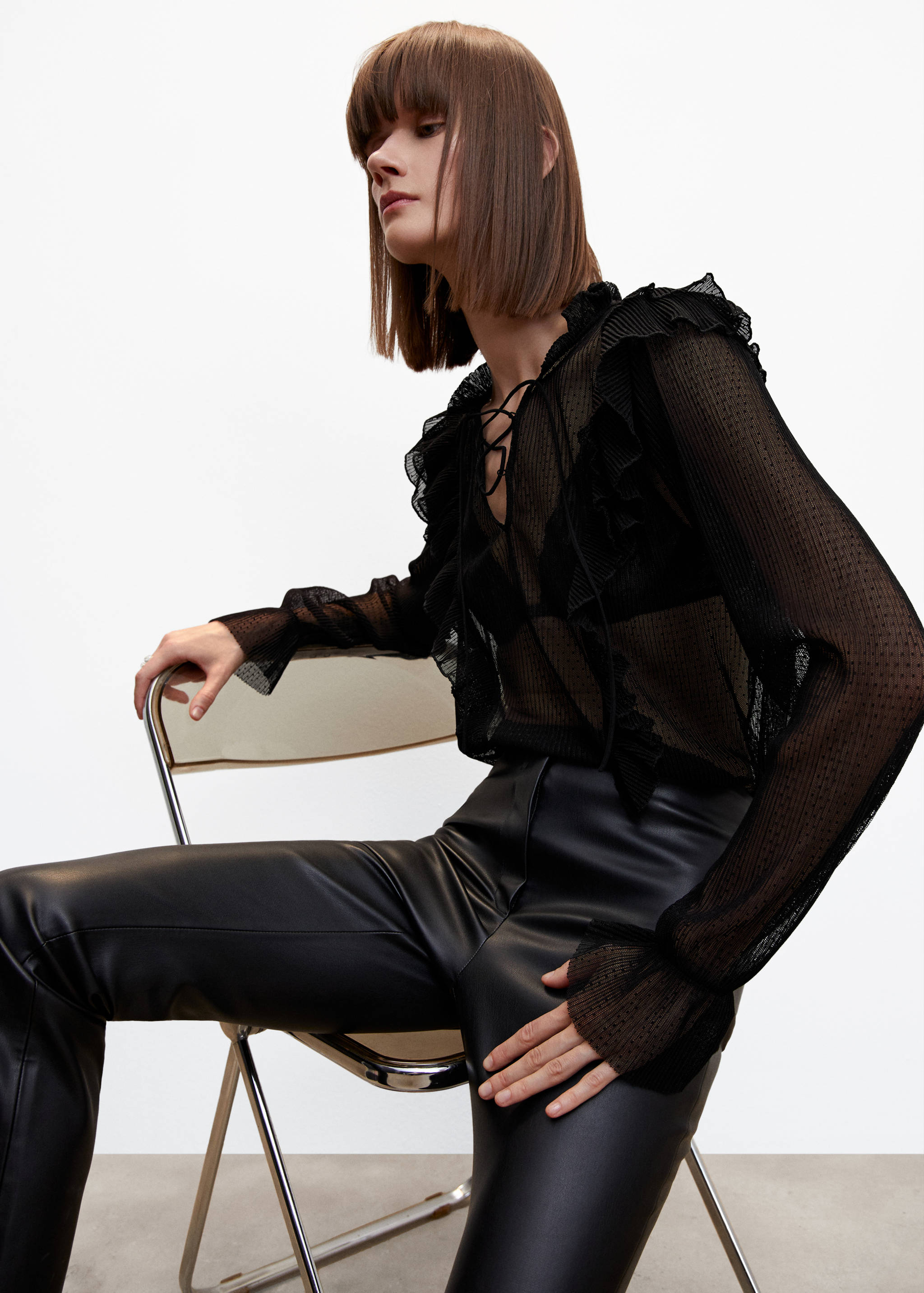 Blusa semitransparente lunares - Detalle del artículo 2