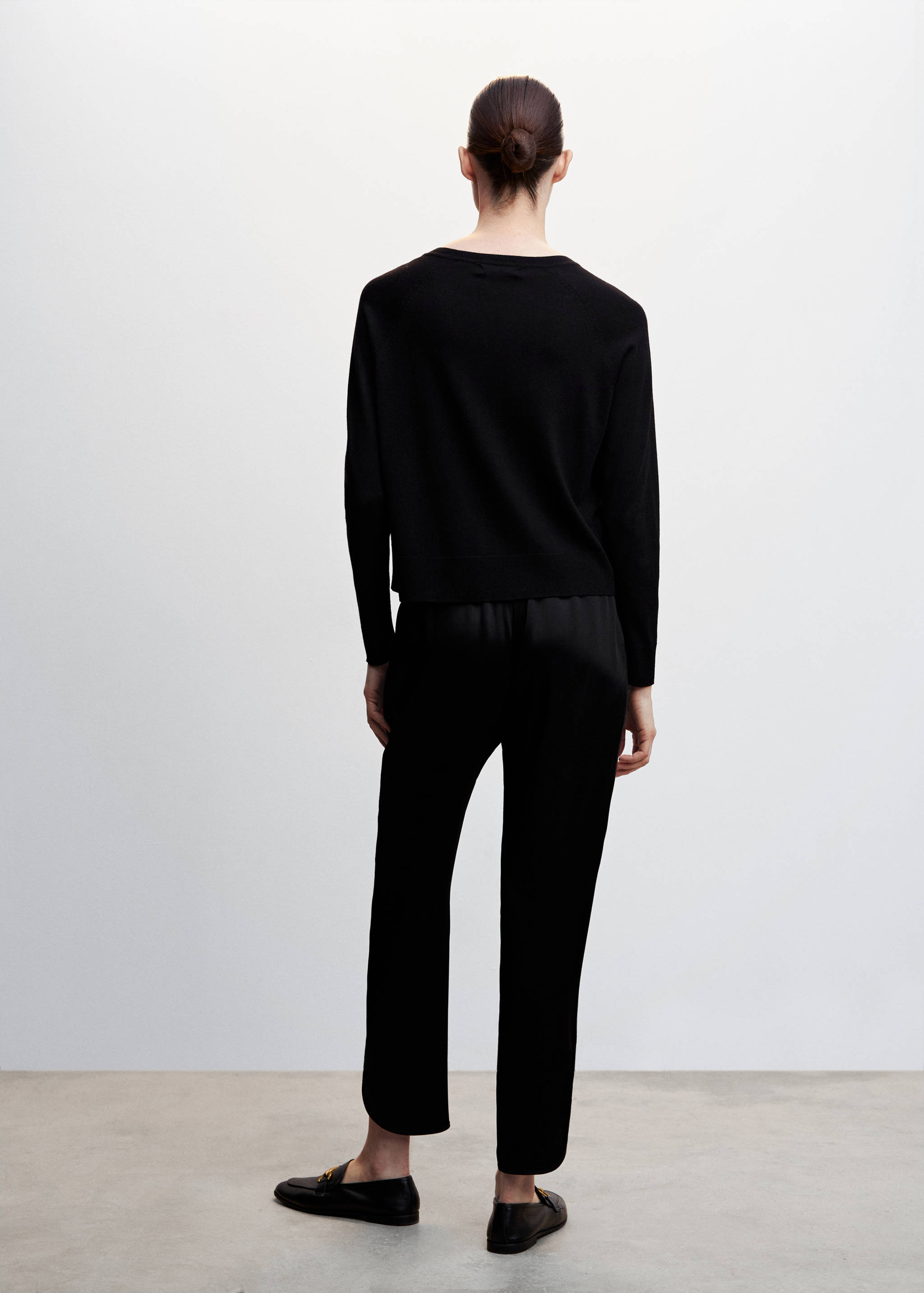 Satin trousers with elastic waist - Reverse of the article