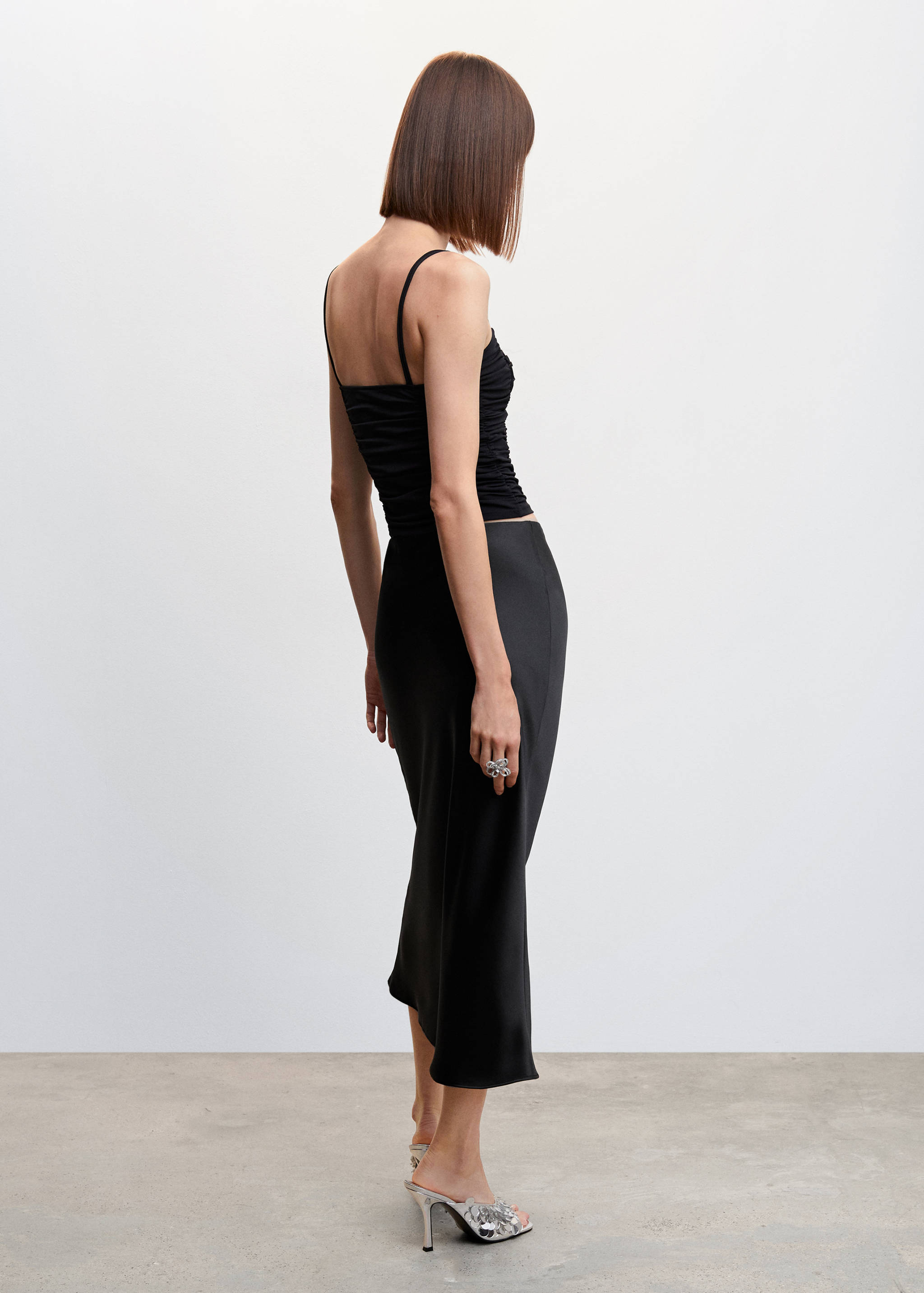 Falda midi satinada - Reverso del artículo